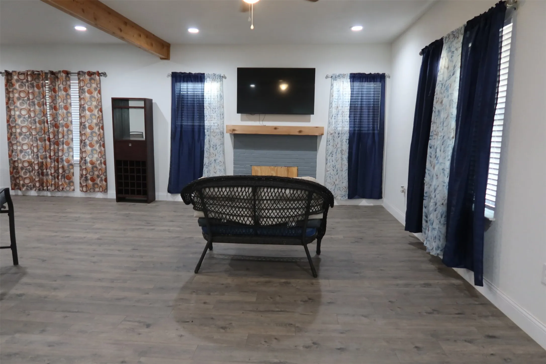 Single Family Residence For Sale in Baylor County , 707 N FOLEY Street, Seymour, Texas 76308, 4 Bedroom, 2 Bathroom, 2 Garage spaces, 1,753 Sqft, built in 1937, mls#21386213, Real Estate Agent in Seymour, Homes For Sale in Baylor county, Homes For Sale in Seymour, Realtor in Seymour Texas, Real Estate Brokerage Independent Realty Texas, Luminita Cordes Realtor