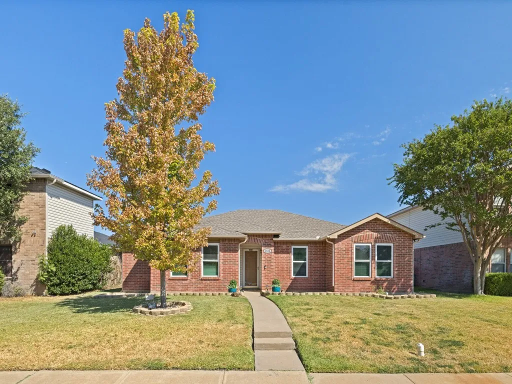 Single Family Residence For Sale in Collin County , 1512 Starpoint Lane, Wylie, Texas 75098, 3 Bedroom, 2 Bathroom, 2 Garage spaces, 1,588 Sqft, built in 1999, mls#21385944, Real Estate Agent in Wylie, Homes For Sale in Collin county, Homes For Sale in Wylie, Realtor in Wylie Texas, Real Estate Brokerage Independent Realty Texas, Luminita Cordes Realtor