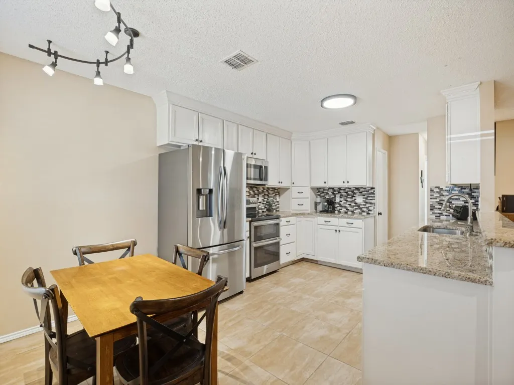Single Family Residence For Sale in Collin County , 1512 Starpoint Lane, Wylie, Texas 75098, 3 Bedroom, 2 Bathroom, 2 Garage spaces, 1,588 Sqft, built in 1999, mls#21385944, Real Estate Agent in Wylie, Homes For Sale in Collin county, Homes For Sale in Wylie, Realtor in Wylie Texas, Real Estate Brokerage Independent Realty Texas, Luminita Cordes Realtor