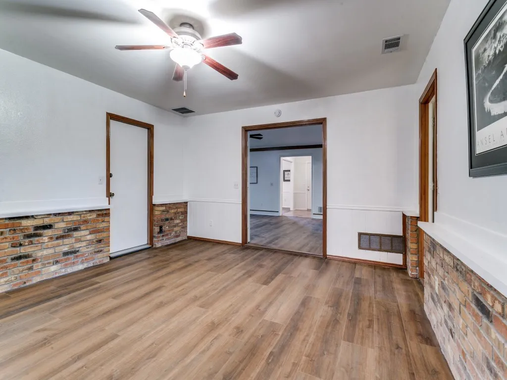 This space could be a Game Room, Den or a nice Home Office!