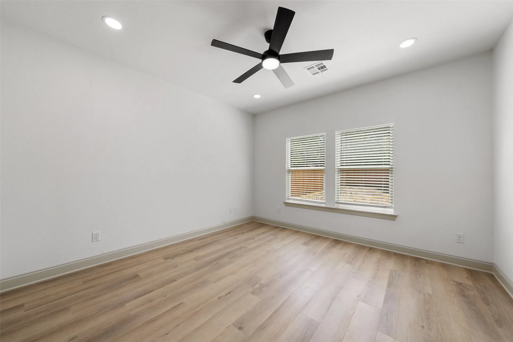 Single Family Residence For Sale in Mc Lennan County , 3610 Grim Avenue, Waco, Texas 76710, 3 Bedroom, 2 Bathroom, Garage spaces, 1,537 Sqft, built in 2026, mls#21386189, Real Estate Agent in Waco, Homes For Sale in Mc Lennan county, Homes For Sale in Waco, Realtor in Waco Texas, Real Estate Brokerage Independent Realty Texas, Luminita Cordes Realtor