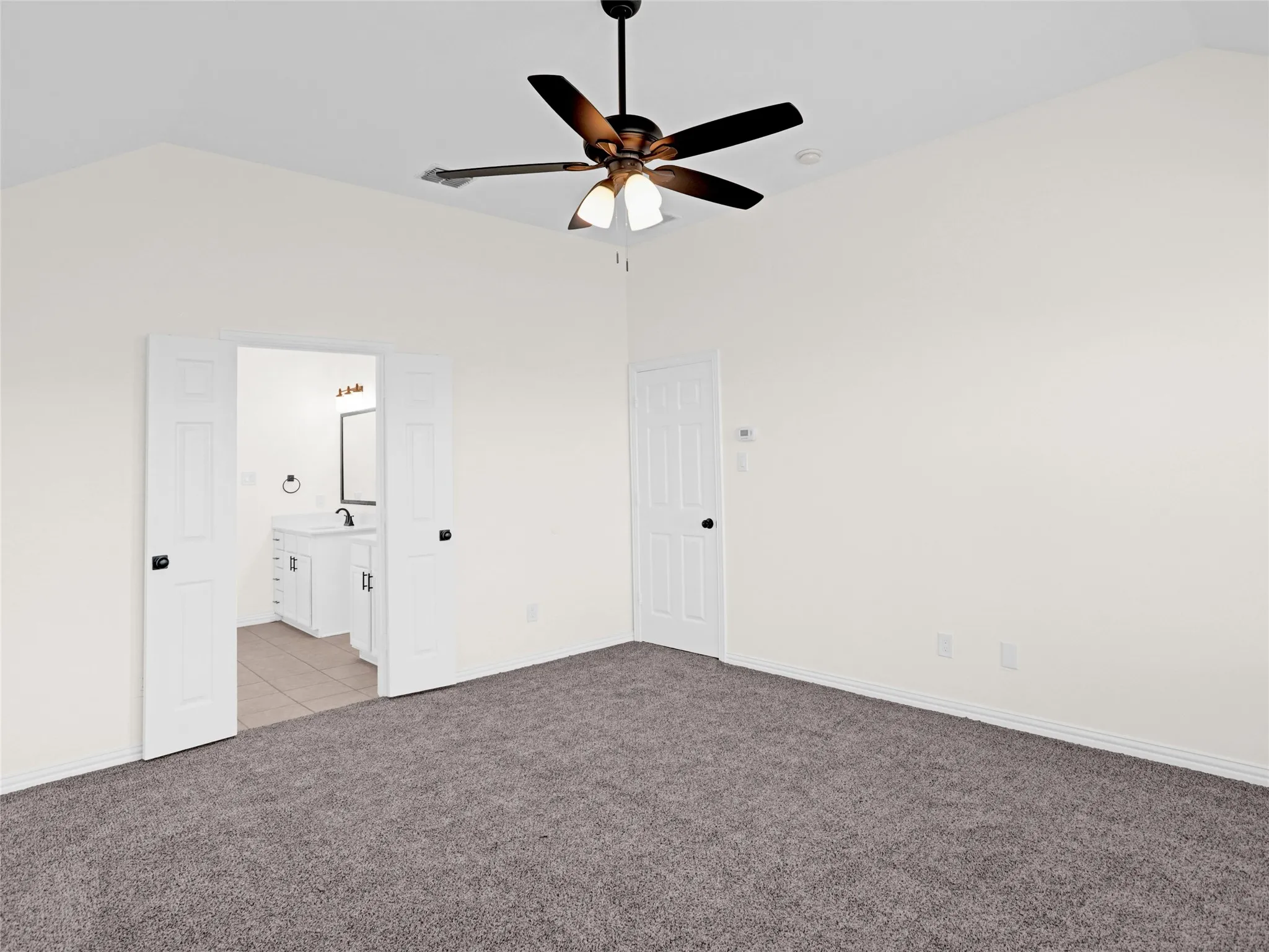 Looking into the master bath!
