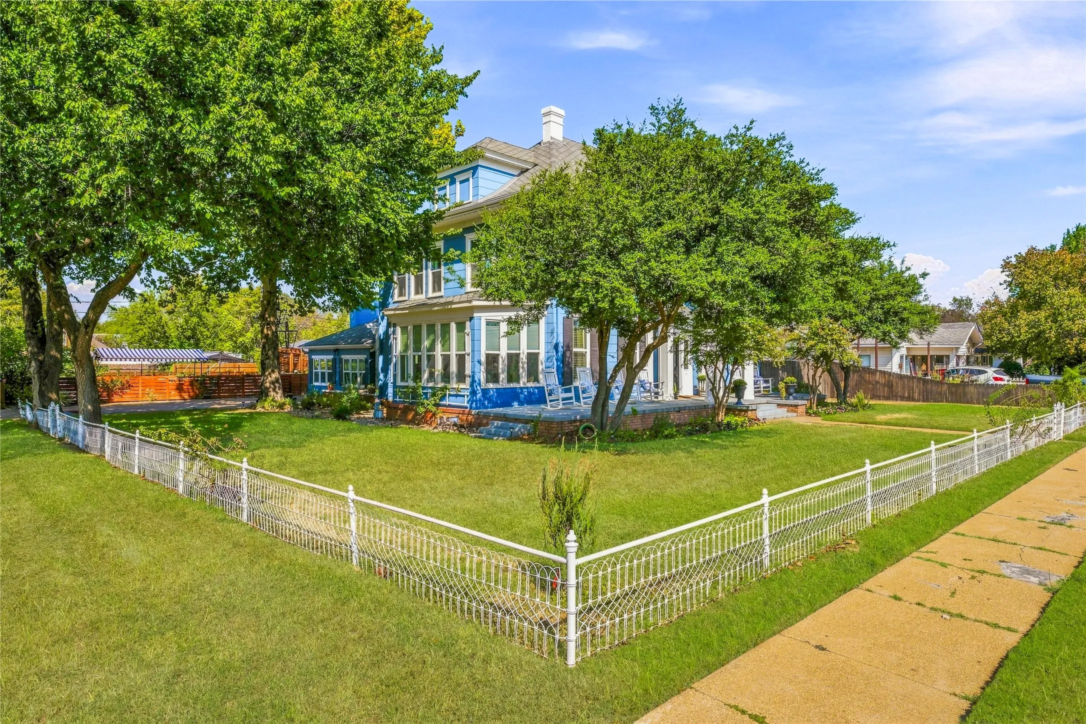 Single Family Residence For Sale in Young County , 730 Virginia Street, Graham, Texas 76450, 4 Bedroom, 3 Bathroom, Garage spaces, 4,148 Sqft, built in 1908, mls#21386138, Real Estate Agent in Graham, Homes For Sale in Young county, Homes For Sale in Graham, Realtor in Graham Texas, Real Estate Brokerage Independent Realty Texas, Luminita Cordes Realtor