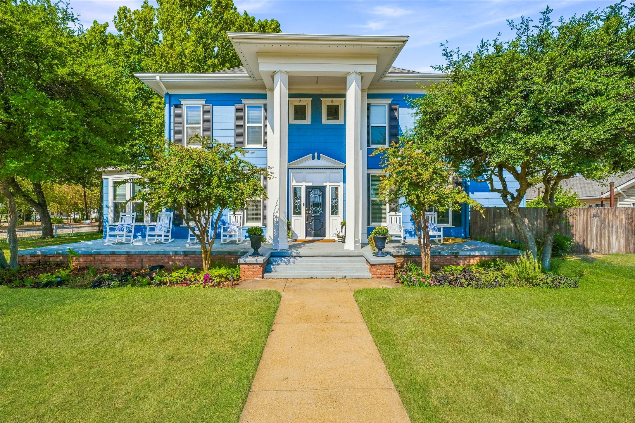 Single Family Residence For Sale in Young County , 730 Virginia Street, Graham, Texas 76450, 4 Bedroom, 3 Bathroom, Garage spaces, 4,148 Sqft, built in 1908, mls#21386138, Real Estate Agent in Graham, Homes For Sale in Young county, Homes For Sale in Graham, Realtor in Graham Texas, Real Estate Brokerage Independent Realty Texas, Luminita Cordes Realtor