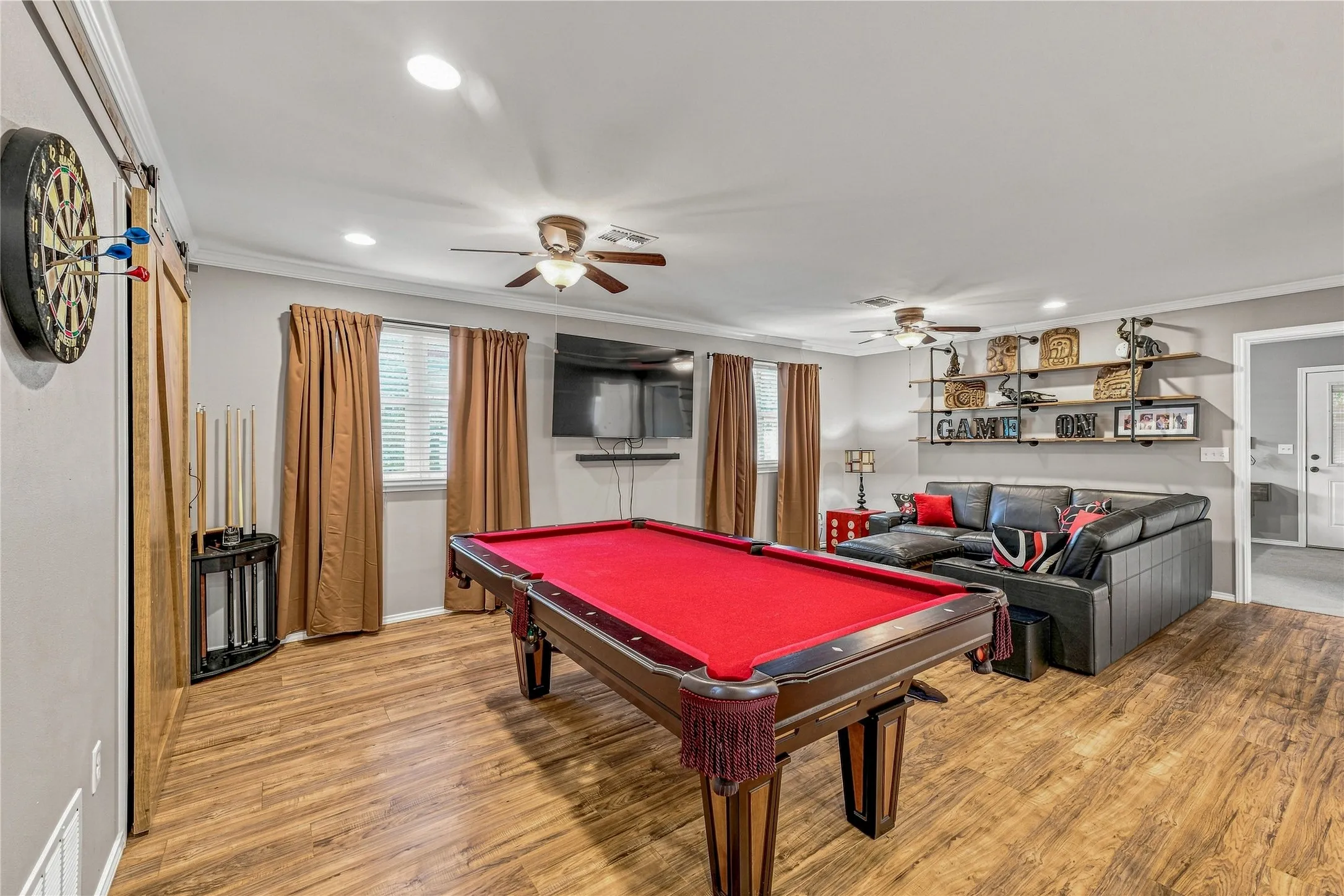 Single Family Residence For Sale in Young County , 730 Virginia Street, Graham, Texas 76450, 4 Bedroom, 3 Bathroom, Garage spaces, 4,148 Sqft, built in 1908, mls#21386138, Real Estate Agent in Graham, Homes For Sale in Young county, Homes For Sale in Graham, Realtor in Graham Texas, Real Estate Brokerage Independent Realty Texas, Luminita Cordes Realtor