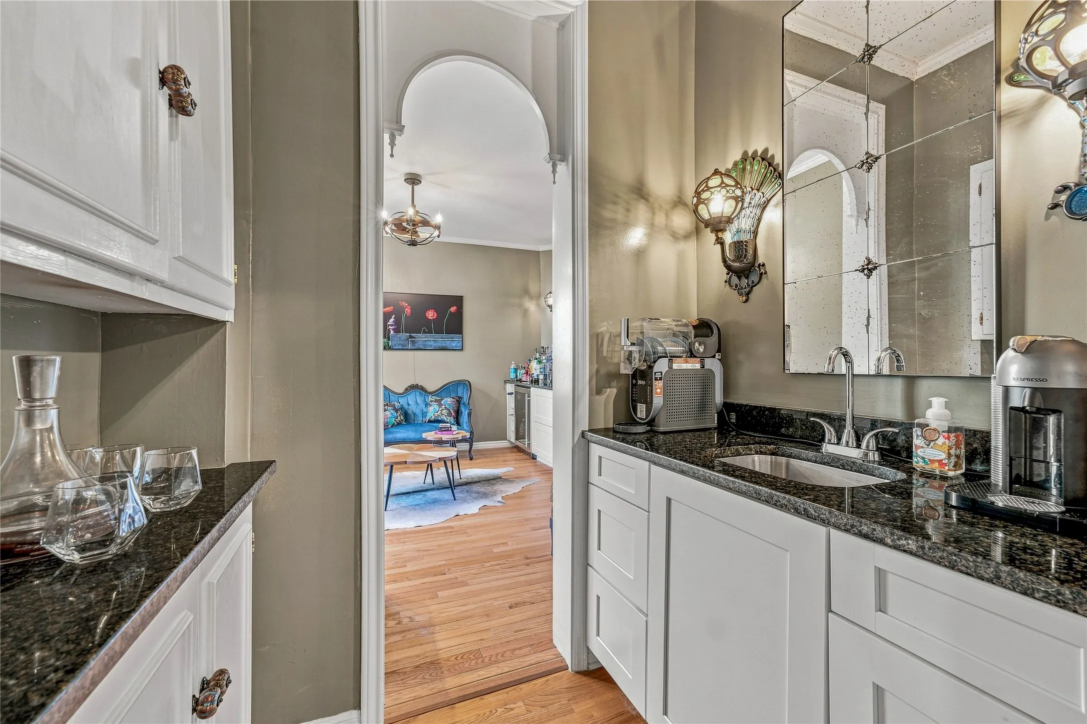 Single Family Residence For Sale in Young County , 730 Virginia Street, Graham, Texas 76450, 4 Bedroom, 3 Bathroom, Garage spaces, 4,148 Sqft, built in 1908, mls#21386138, Real Estate Agent in Graham, Homes For Sale in Young county, Homes For Sale in Graham, Realtor in Graham Texas, Real Estate Brokerage Independent Realty Texas, Luminita Cordes Realtor