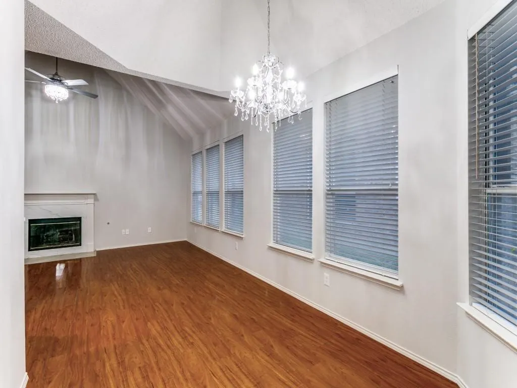 Single Family Residence For Sale in Denton County , 2225 Starleaf Place, Flower Mound, Texas 75022, 4 Bedroom, 3 Bathroom, 2 Garage spaces, 1,787 Sqft, built in 1996, mls#21386326, Real Estate Agent in Flower Mound, Homes For Sale in Denton county, Homes For Sale in Flower Mound, Realtor in Flower Mound Texas, Real Estate Brokerage Independent Realty Texas, Luminita Cordes Realtor