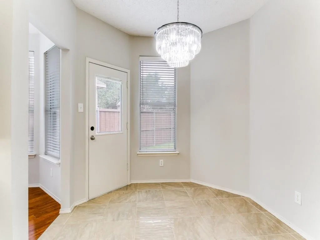 Single Family Residence For Sale in Denton County , 2225 Starleaf Place, Flower Mound, Texas 75022, 4 Bedroom, 3 Bathroom, 2 Garage spaces, 1,787 Sqft, built in 1996, mls#21386326, Real Estate Agent in Flower Mound, Homes For Sale in Denton county, Homes For Sale in Flower Mound, Realtor in Flower Mound Texas, Real Estate Brokerage Independent Realty Texas, Luminita Cordes Realtor