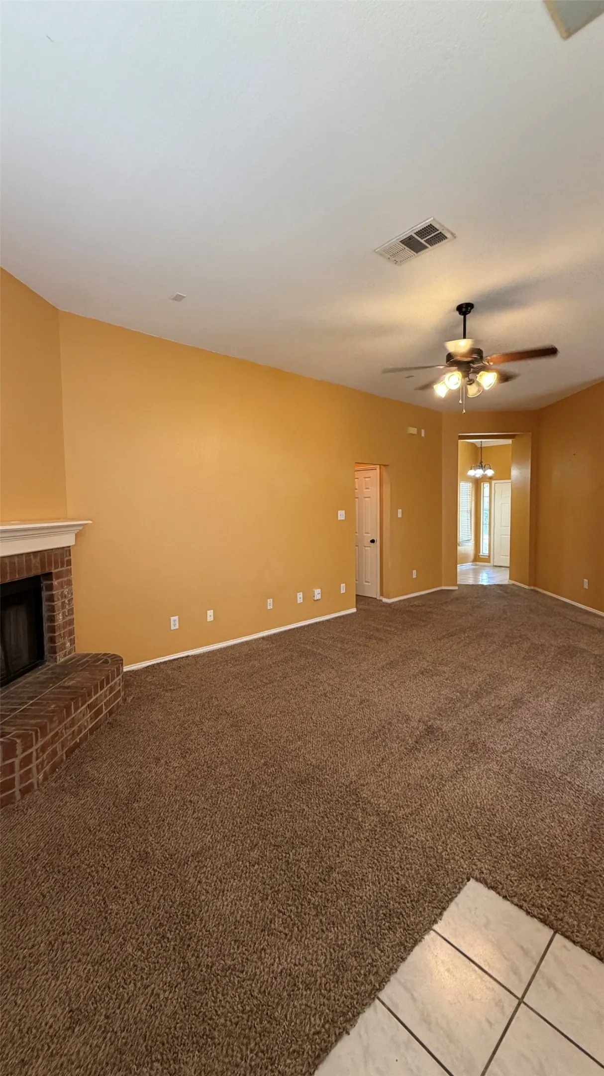 Single Family Residence For Rent in Denton County , 1035 Port Isabel Drive, Little Elm, Texas 75068, 3 Bedroom, 2 Bathroom, 2 Garage spaces, 1,560 Sqft, built in 2001, mls#21386264, Real Estate Agent in Little Elm, Homes For Rent in Denton county, Homes For Rent in Little Elm, Realtor in Little Elm Texas, Real Estate Brokerage Independent Realty Texas, Luminita Cordes Realtor