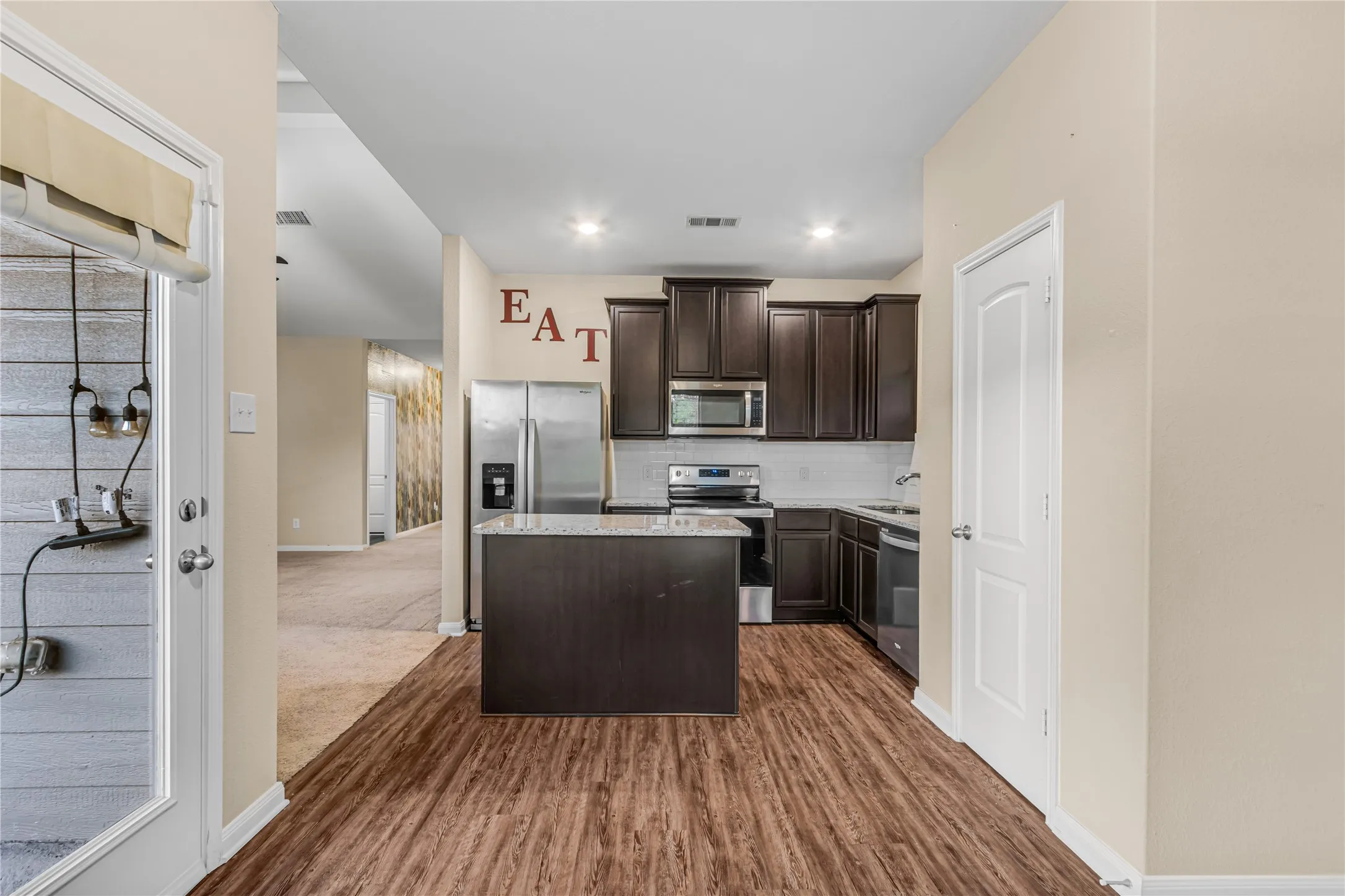 Single Family Residence For Rent in Collin County , 1401 Park Trails Boulevard, Princeton, Texas 75407, 3 Bedroom, 2 Bathroom, 2 Garage spaces, 1,658 Sqft, built in 2019, mls#21382868, Real Estate Agent in Princeton, Homes For Rent in Collin county, Homes For Rent in Princeton, Realtor in Princeton Texas, Real Estate Brokerage Independent Realty Texas, Luminita Cordes Realtor
