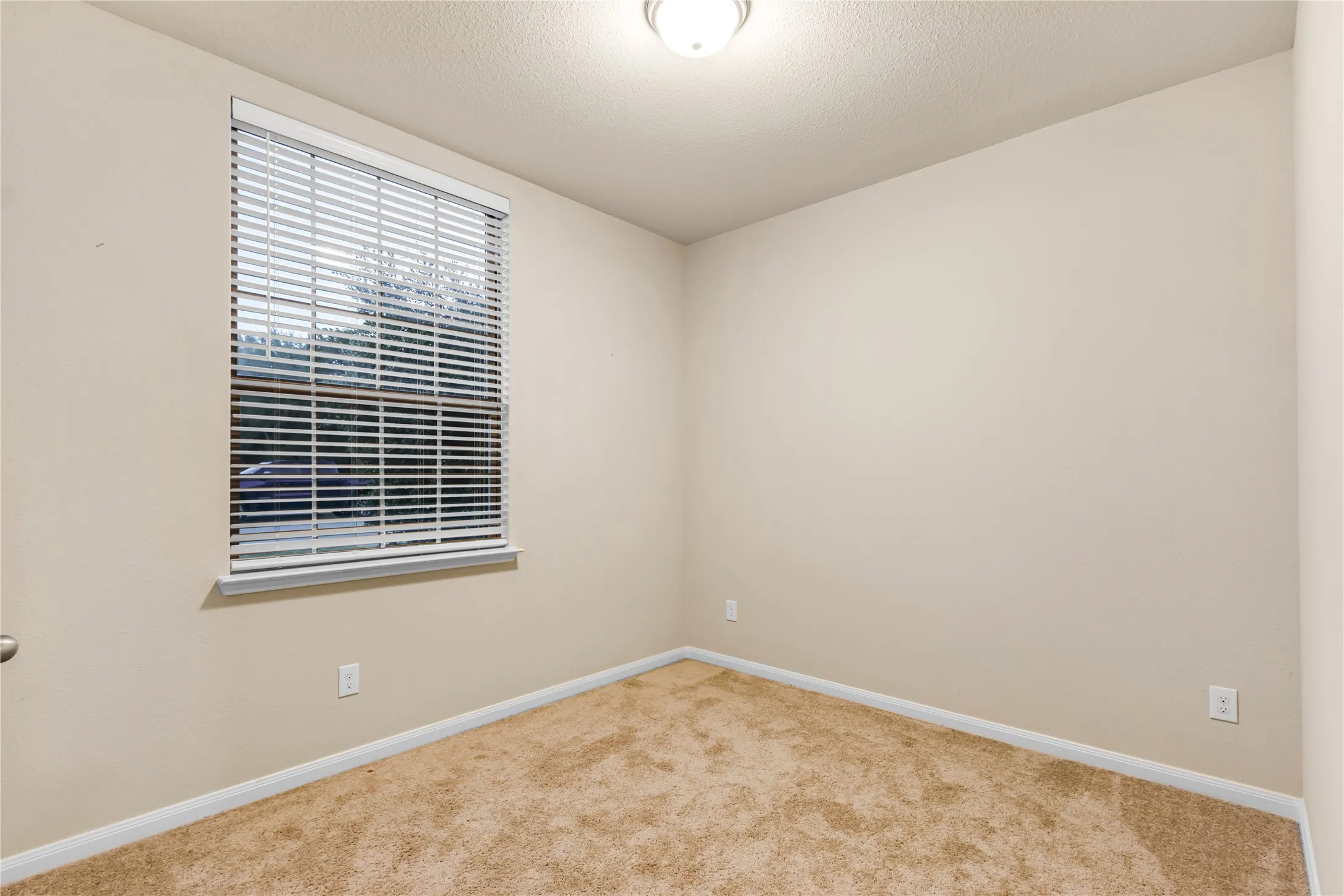 Single Family Residence For Rent in Collin County , 1401 Park Trails Boulevard, Princeton, Texas 75407, 3 Bedroom, 2 Bathroom, 2 Garage spaces, 1,658 Sqft, built in 2019, mls#21382868, Real Estate Agent in Princeton, Homes For Rent in Collin county, Homes For Rent in Princeton, Realtor in Princeton Texas, Real Estate Brokerage Independent Realty Texas, Luminita Cordes Realtor