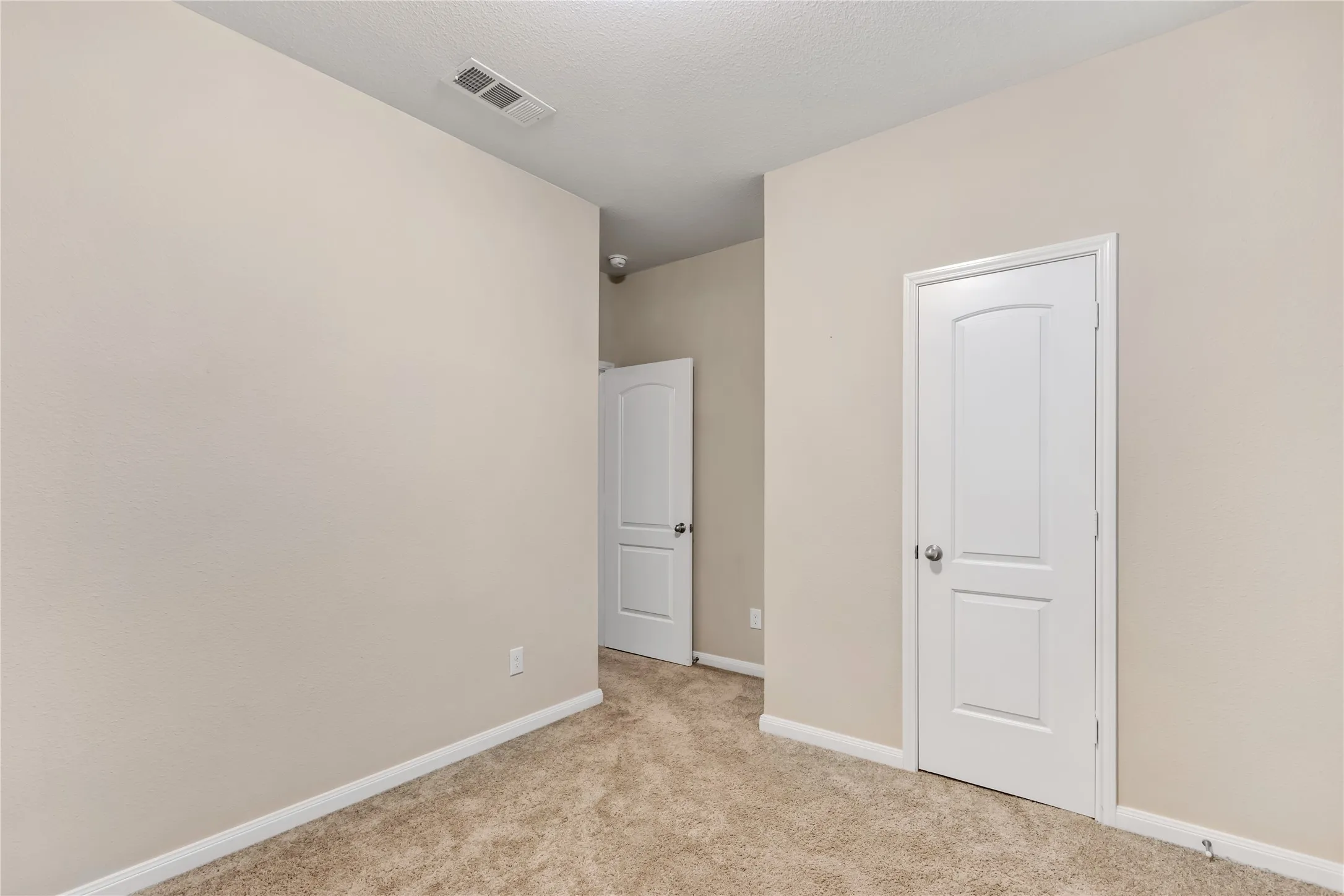 Single Family Residence For Rent in Collin County , 1401 Park Trails Boulevard, Princeton, Texas 75407, 3 Bedroom, 2 Bathroom, 2 Garage spaces, 1,658 Sqft, built in 2019, mls#21382868, Real Estate Agent in Princeton, Homes For Rent in Collin county, Homes For Rent in Princeton, Realtor in Princeton Texas, Real Estate Brokerage Independent Realty Texas, Luminita Cordes Realtor