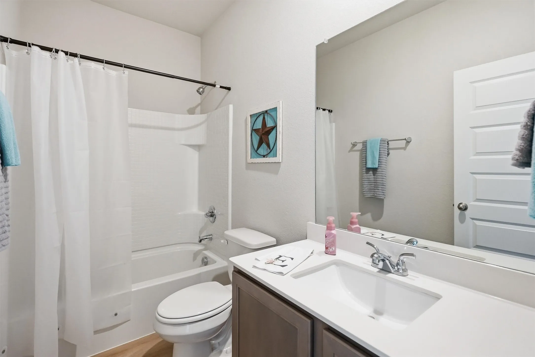 Upstairs Bathroom