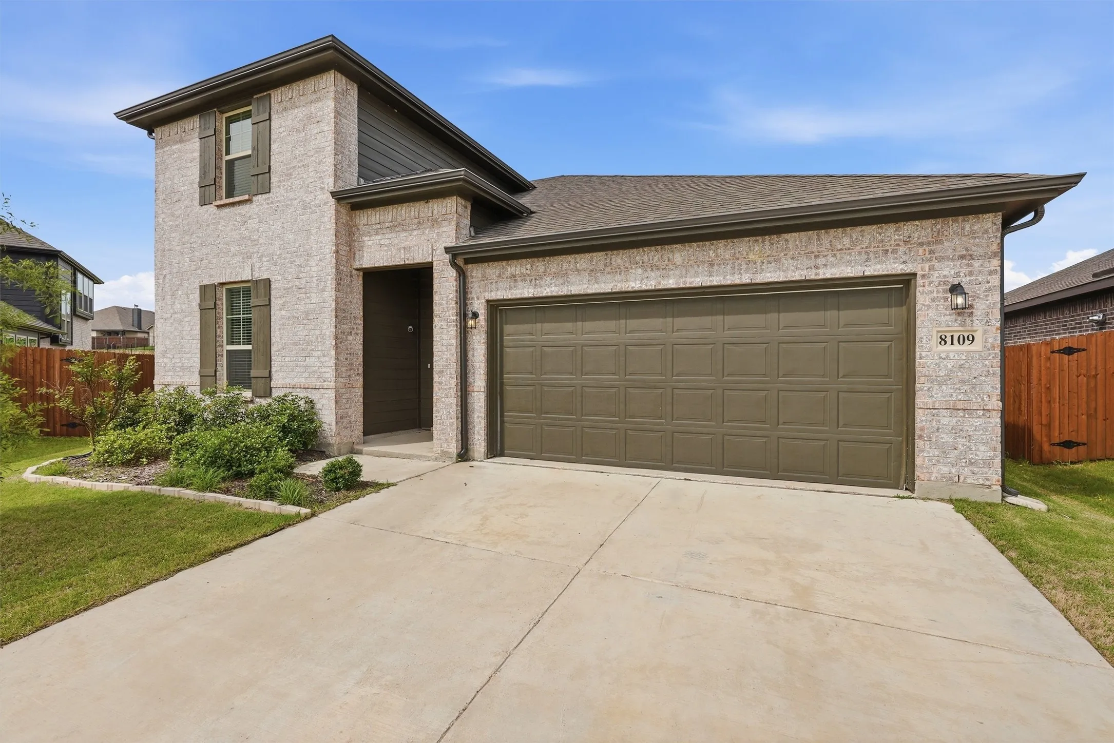 Single Family Residence For Sale in Johnson County , 8109 KORAT, Godley, Texas 76044, 4 Bedroom, 3 Bathroom, 2 Garage spaces, 2,306 Sqft, built in 2023, mls#21385949, Real Estate Agent in Godley, Homes For Sale in Johnson county, Homes For Sale in Godley, Realtor in Godley Texas, Real Estate Brokerage Independent Realty Texas, Luminita Cordes Realtor