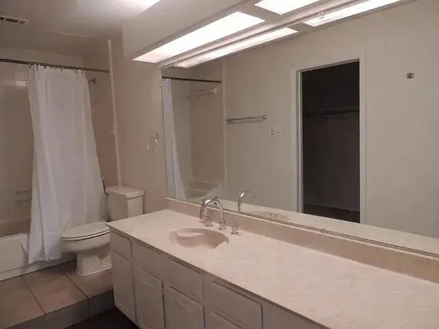 Condominium For Sale in Collin County , 3140 Devonshire Drive 237, Plano, Texas 75075, 1 Bedroom, 1 Bathroom, Garage spaces, 746 Sqft, built in 1983, mls#21386352, Real Estate Agent in Plano, Homes For Sale in Collin county, Homes For Sale in Plano, Realtor in Plano Texas, Real Estate Brokerage Independent Realty Texas, Luminita Cordes Realtor