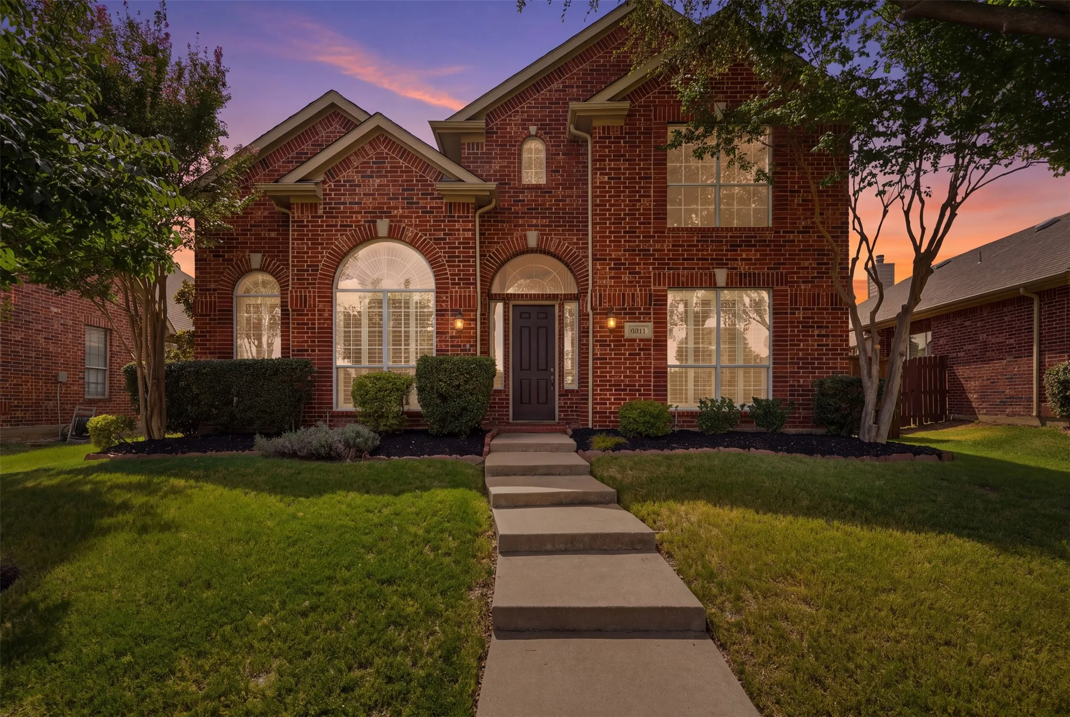 Single Family Residence For Sale in Collin County , 6811 Bendbrook Drive, Frisco, Texas 75035, 4 Bedroom, 4 Bathroom, 2 Garage spaces, 3,053 Sqft, built in 2003, mls#21380192, Real Estate Agent in Frisco, Homes For Sale in Collin county, Homes For Sale in Frisco, Realtor in Frisco Texas, Real Estate Brokerage Independent Realty Texas, Luminita Cordes Realtor