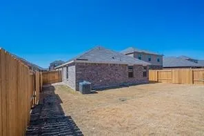 Single Family Residence For Rent in Denton County , 179 Aster Drive, Sanger, Texas 76266, 4 Bedroom, 2 Bathroom, 2 Garage spaces, 1,858 Sqft, built in 2020, mls#21386360, Real Estate Agent in Sanger, Homes For Rent in Denton county, Homes For Rent in Sanger, Realtor in Sanger Texas, Real Estate Brokerage Independent Realty Texas, Luminita Cordes Realtor