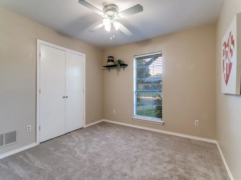 Single Family Residence For Rent in Denton County , 905 Summer Trail, Flower Mound, Texas 75028, 3 Bedroom, 2 Bathroom, 2 Garage spaces, 2,056 Sqft, built in 1983, mls#21386358, Real Estate Agent in Flower Mound, Homes For Rent in Denton county, Homes For Rent in Flower Mound, Realtor in Flower Mound Texas, Real Estate Brokerage Independent Realty Texas, Luminita Cordes Realtor