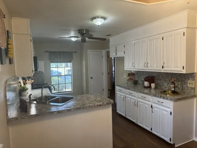 Single Family Residence For Rent in Denton County , 905 Summer Trail, Flower Mound, Texas 75028, 3 Bedroom, 2 Bathroom, 2 Garage spaces, 2,056 Sqft, built in 1983, mls#21386358, Real Estate Agent in Flower Mound, Homes For Rent in Denton county, Homes For Rent in Flower Mound, Realtor in Flower Mound Texas, Real Estate Brokerage Independent Realty Texas, Luminita Cordes Realtor