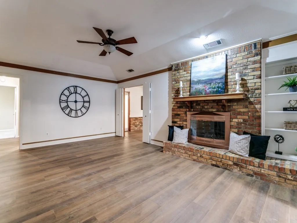 Single Family Residence For Rent in Denton County , 905 Summer Trail, Flower Mound, Texas 75028, 3 Bedroom, 2 Bathroom, 2 Garage spaces, 2,056 Sqft, built in 1983, mls#21386358, Real Estate Agent in Flower Mound, Homes For Rent in Denton county, Homes For Rent in Flower Mound, Realtor in Flower Mound Texas, Real Estate Brokerage Independent Realty Texas, Luminita Cordes Realtor