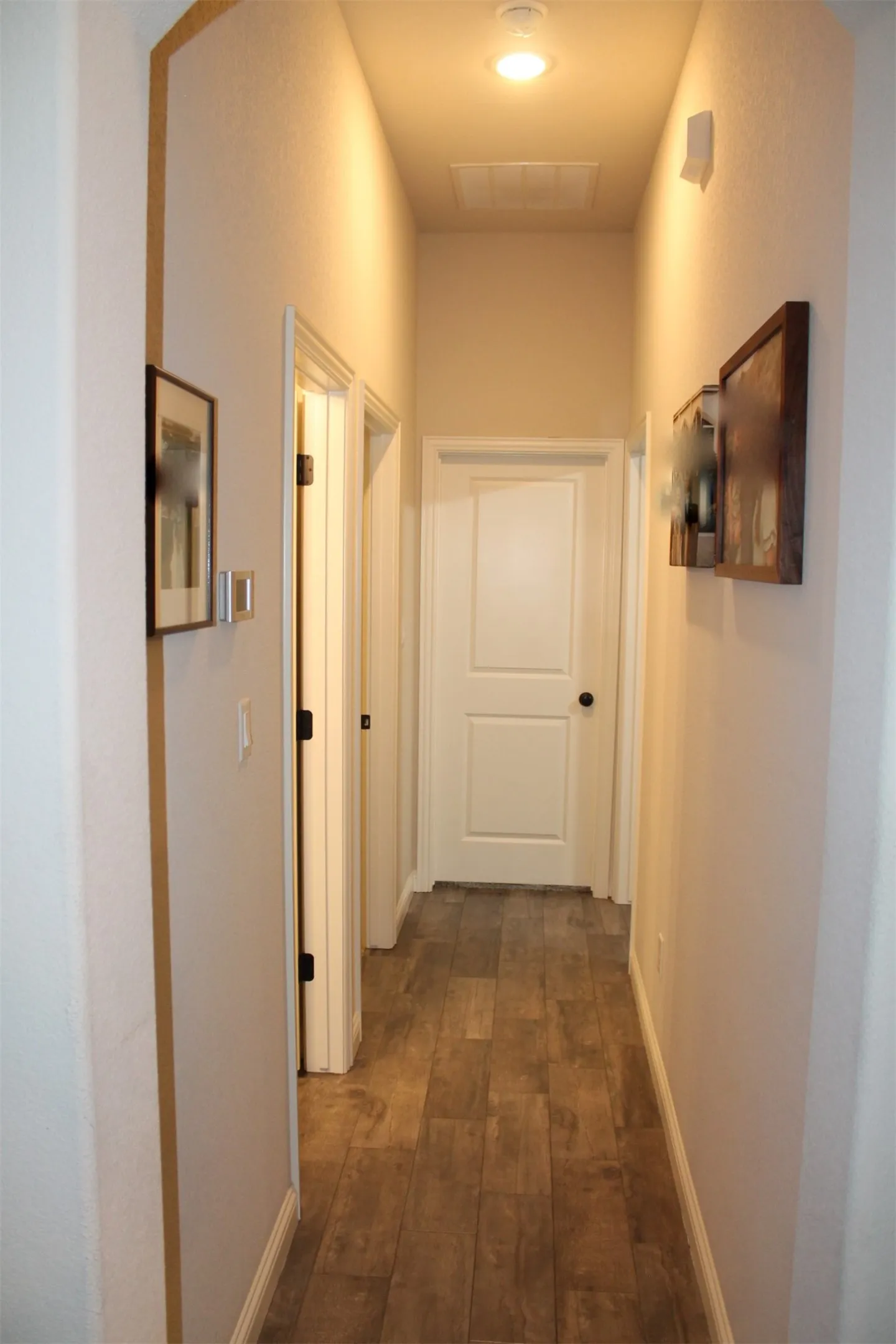 Single Family Residence For Rent in Hood County , 4011 Gallivant Drive, Granbury, Texas 76049, 4 Bedroom, 2 Bathroom, 2 Garage spaces, 2,038 Sqft, built in 2021, mls#21386372, Real Estate Agent in Granbury, Homes For Rent in Hood county, Homes For Rent in Granbury, Realtor in Granbury Texas, Real Estate Brokerage Independent Realty Texas, Luminita Cordes Realtor