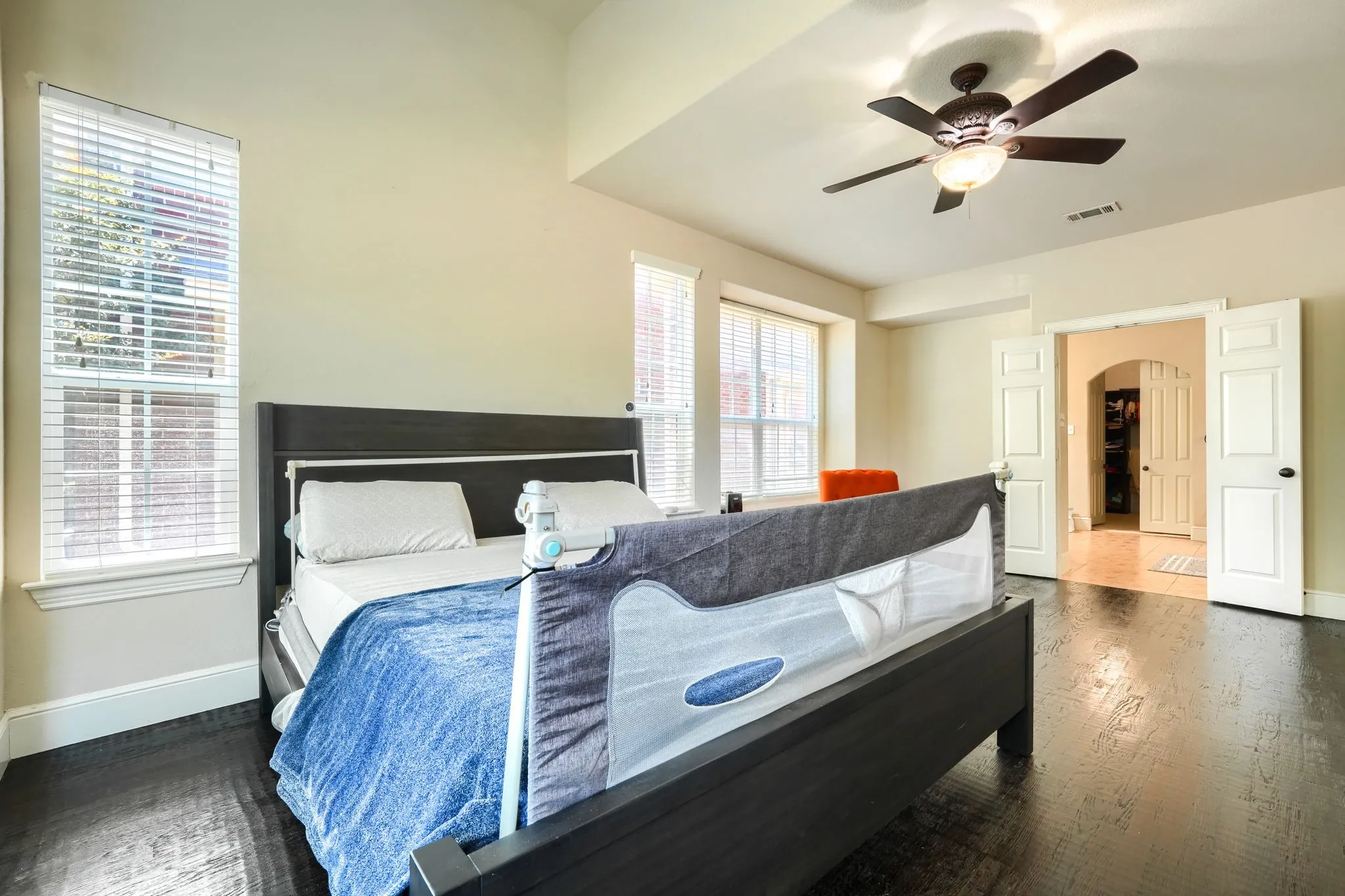 Single Family Residence For Rent in Collin County , 10510 Toffenham Drive, Frisco, Texas 75035, 4 Bedroom, 4 Bathroom, 2 Garage spaces, 3,823 Sqft, built in 2010, mls#21386377, Real Estate Agent in Frisco, Homes For Rent in Collin county, Homes For Rent in Frisco, Realtor in Frisco Texas, Real Estate Brokerage Independent Realty Texas, Luminita Cordes Realtor