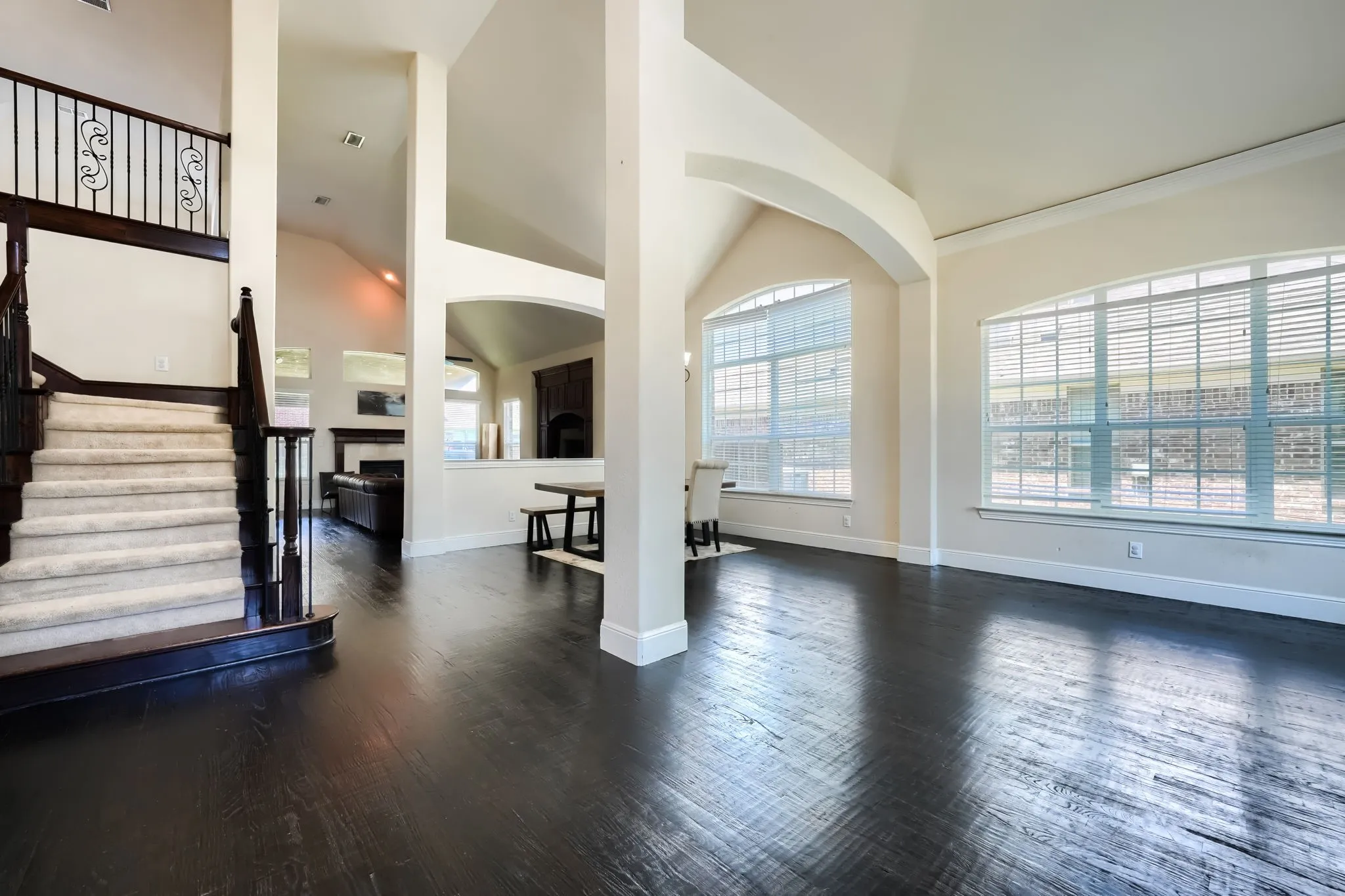 Single Family Residence For Rent in Collin County , 10510 Toffenham Drive, Frisco, Texas 75035, 4 Bedroom, 4 Bathroom, 2 Garage spaces, 3,823 Sqft, built in 2010, mls#21386377, Real Estate Agent in Frisco, Homes For Rent in Collin county, Homes For Rent in Frisco, Realtor in Frisco Texas, Real Estate Brokerage Independent Realty Texas, Luminita Cordes Realtor