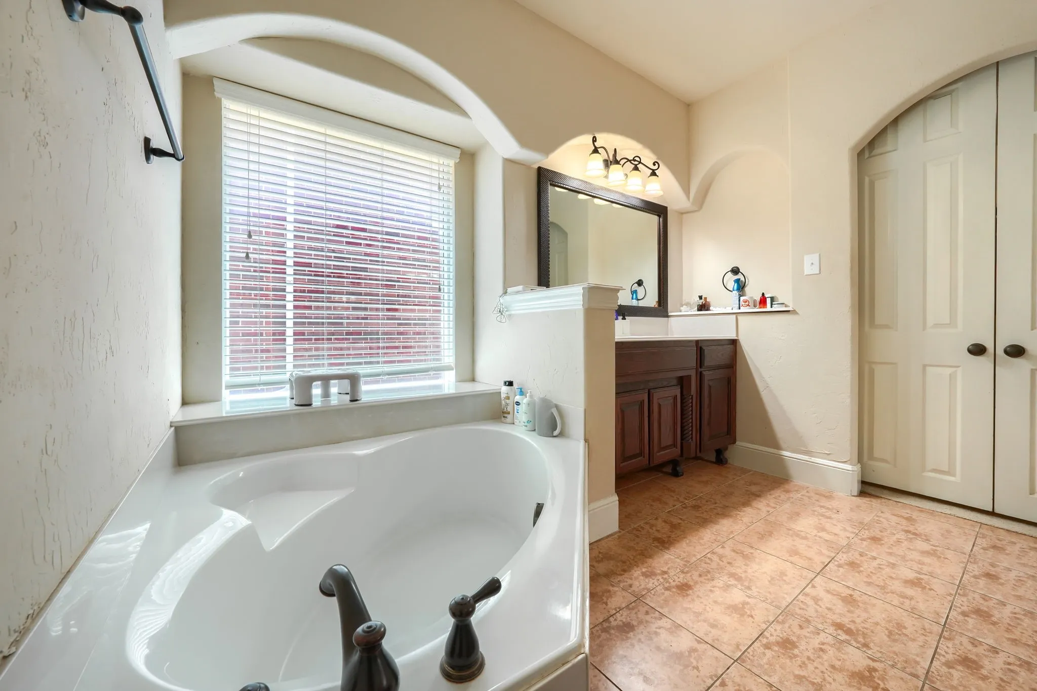 Single Family Residence For Rent in Collin County , 10510 Toffenham Drive, Frisco, Texas 75035, 4 Bedroom, 4 Bathroom, 2 Garage spaces, 3,823 Sqft, built in 2010, mls#21386377, Real Estate Agent in Frisco, Homes For Rent in Collin county, Homes For Rent in Frisco, Realtor in Frisco Texas, Real Estate Brokerage Independent Realty Texas, Luminita Cordes Realtor