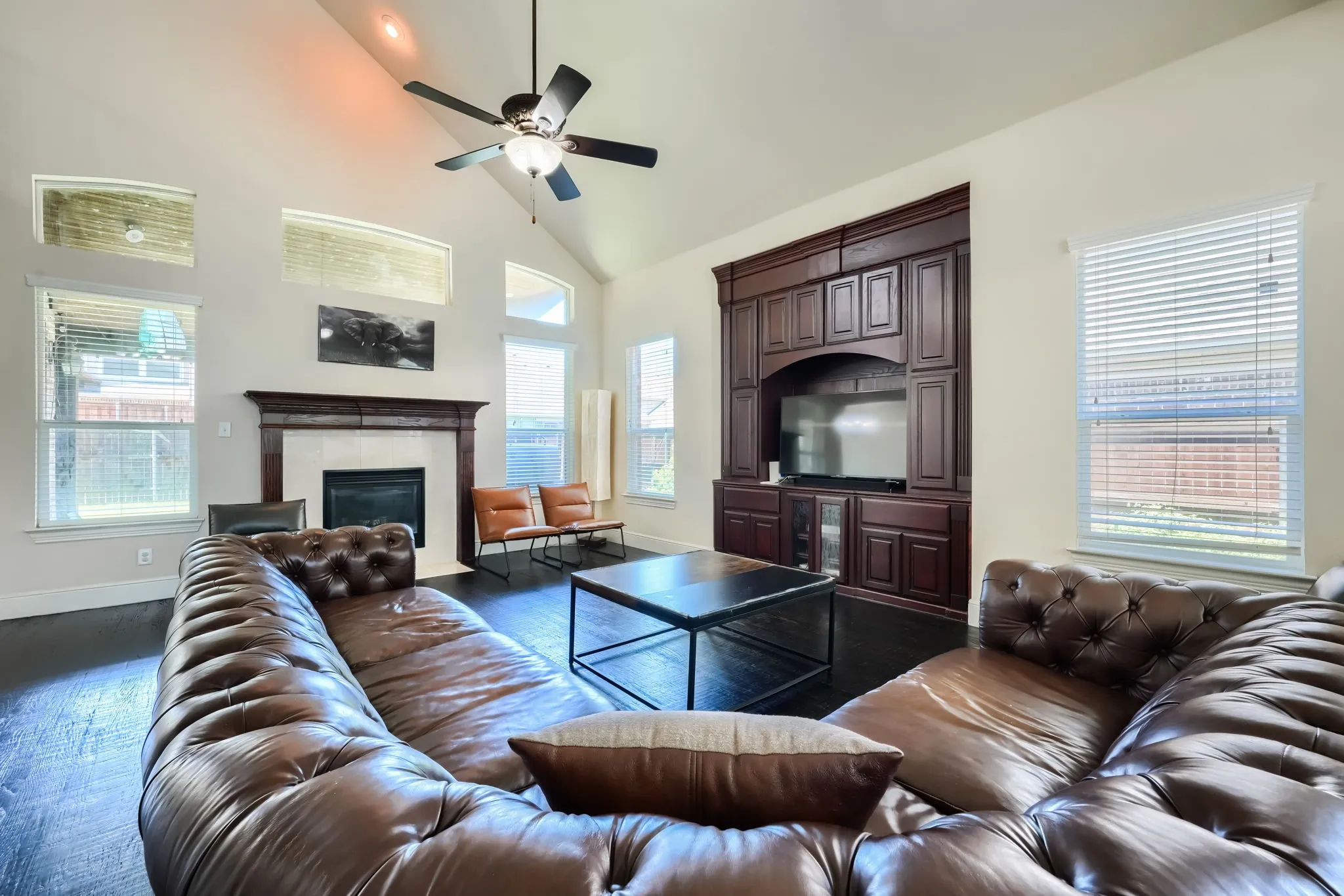Single Family Residence For Rent in Collin County , 10510 Toffenham Drive, Frisco, Texas 75035, 4 Bedroom, 4 Bathroom, 2 Garage spaces, 3,823 Sqft, built in 2010, mls#21386377, Real Estate Agent in Frisco, Homes For Rent in Collin county, Homes For Rent in Frisco, Realtor in Frisco Texas, Real Estate Brokerage Independent Realty Texas, Luminita Cordes Realtor