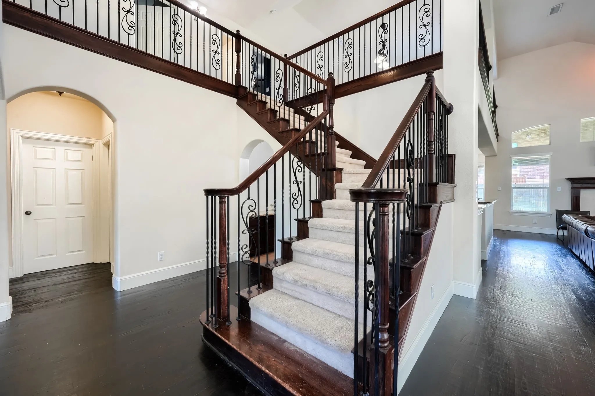 Single Family Residence For Rent in Collin County , 10510 Toffenham Drive, Frisco, Texas 75035, 4 Bedroom, 4 Bathroom, 2 Garage spaces, 3,823 Sqft, built in 2010, mls#21386377, Real Estate Agent in Frisco, Homes For Rent in Collin county, Homes For Rent in Frisco, Realtor in Frisco Texas, Real Estate Brokerage Independent Realty Texas, Luminita Cordes Realtor