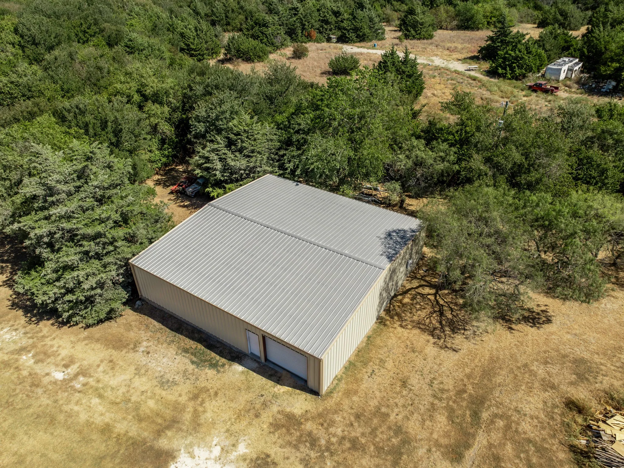 Manufactured Home For Sale in Hill County , 275 Hill County Road 4431, Itasca, Texas 76055, 3 Bedroom, 2 Bathroom, 4 Garage spaces, 1,520 Sqft, built in 1982, mls#21382477, Real Estate Agent in Itasca, Homes For Sale in Hill county, Homes For Sale in Itasca, Realtor in Itasca Texas, Real Estate Brokerage Independent Realty Texas, Luminita Cordes Realtor