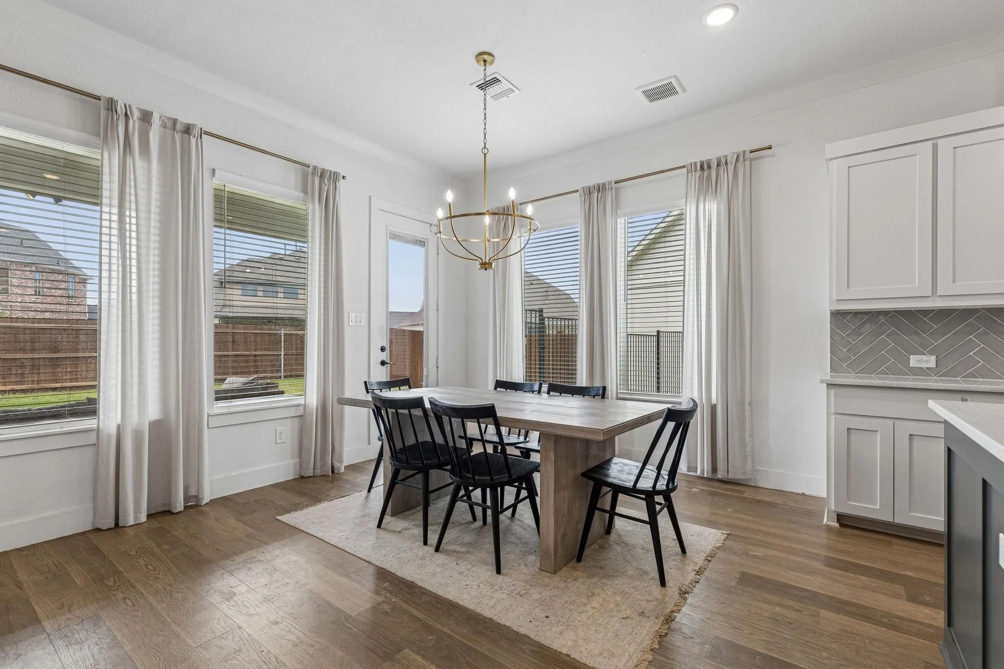 Single Family Residence For Rent in Parker County , 217 Observation Drive N, Aledo, Texas 76008, 4 Bedroom, 3 Bathroom, 2 Garage spaces, 2,386 Sqft, built in 2023, mls#21385798, Real Estate Agent in Aledo, Homes For Rent in Parker county, Homes For Rent in Aledo, Realtor in Aledo Texas, Real Estate Brokerage Independent Realty Texas, Luminita Cordes Realtor