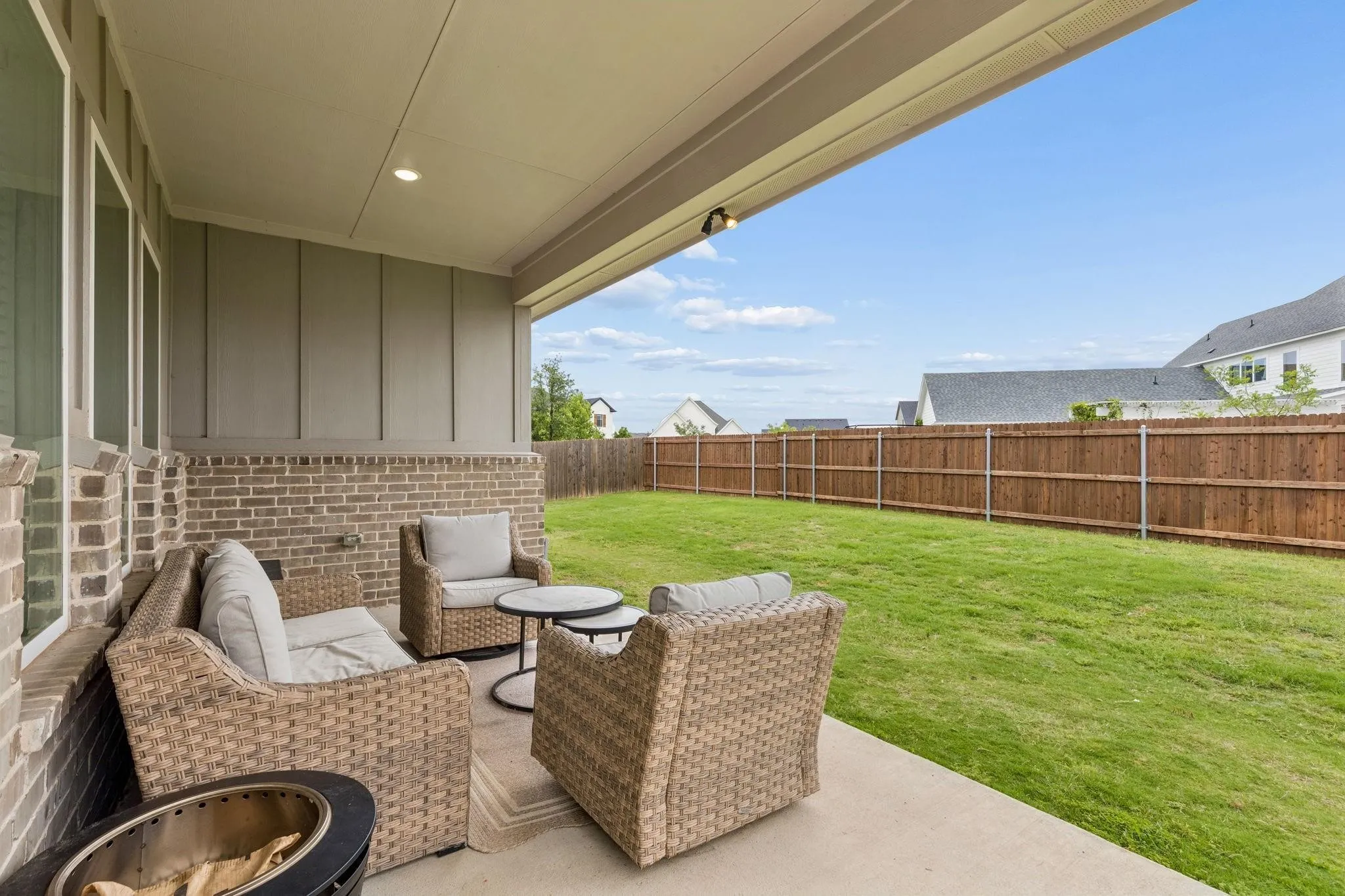 Single Family Residence For Rent in Parker County , 217 Observation Drive N, Aledo, Texas 76008, 4 Bedroom, 3 Bathroom, 2 Garage spaces, 2,386 Sqft, built in 2023, mls#21385798, Real Estate Agent in Aledo, Homes For Rent in Parker county, Homes For Rent in Aledo, Realtor in Aledo Texas, Real Estate Brokerage Independent Realty Texas, Luminita Cordes Realtor