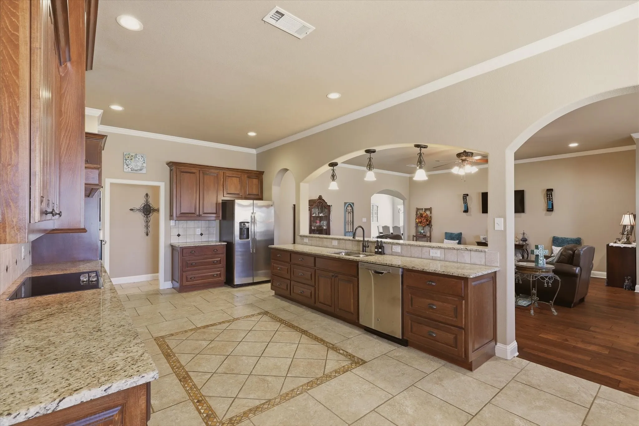 Single Family Residence For Sale in Wise County , 453 Kincannon Lane, Rhome, Texas 76078, 3 Bedroom, 3 Bathroom, 3 Garage spaces, 2,834 Sqft, built in 2016, mls#21385896, Real Estate Agent in Rhome, Homes For Sale in Wise county, Homes For Sale in Rhome, Realtor in Rhome Texas, Real Estate Brokerage Independent Realty Texas, Luminita Cordes Realtor