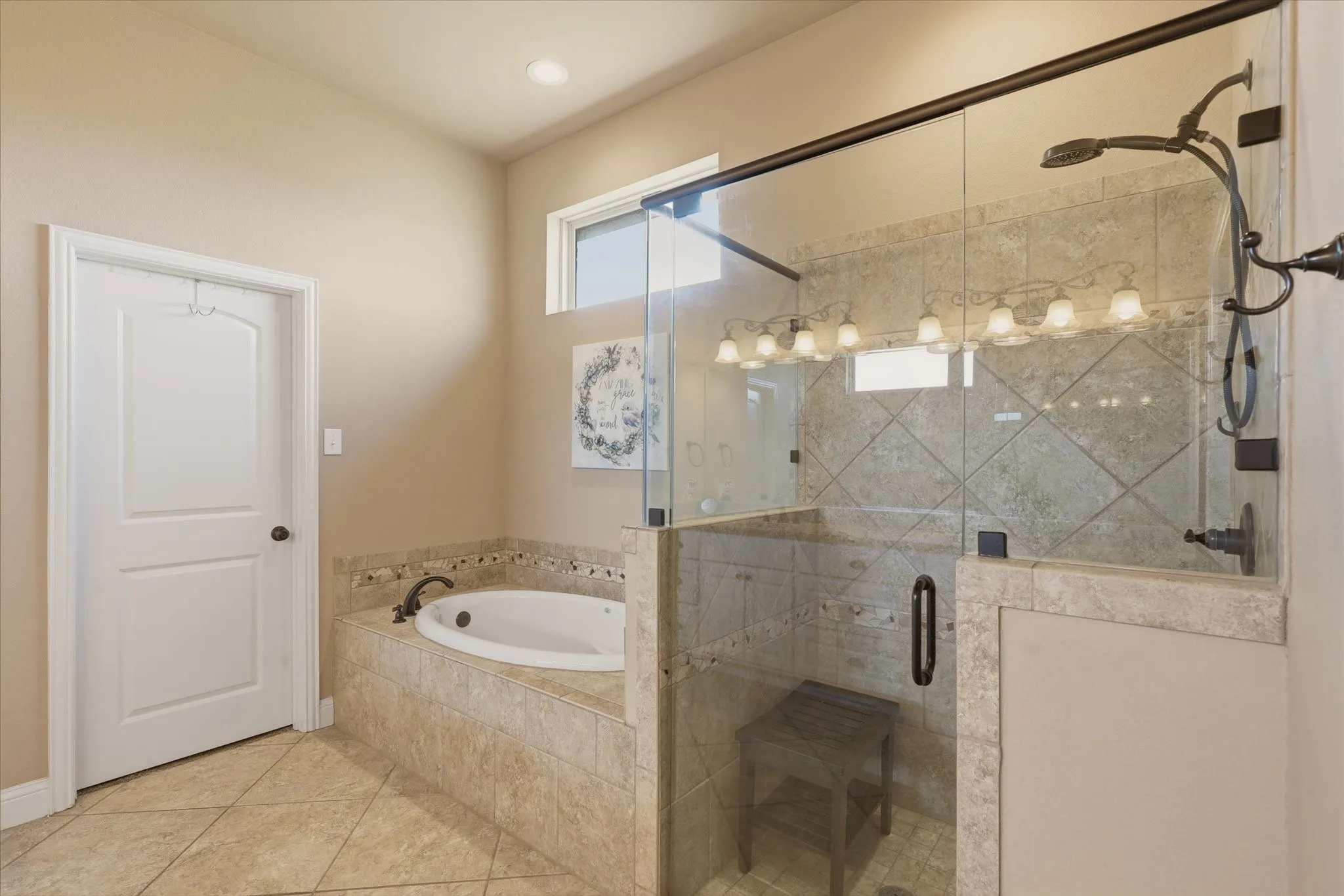 Single Family Residence For Sale in Wise County , 453 Kincannon Lane, Rhome, Texas 76078, 3 Bedroom, 3 Bathroom, 3 Garage spaces, 2,834 Sqft, built in 2016, mls#21385896, Real Estate Agent in Rhome, Homes For Sale in Wise county, Homes For Sale in Rhome, Realtor in Rhome Texas, Real Estate Brokerage Independent Realty Texas, Luminita Cordes Realtor