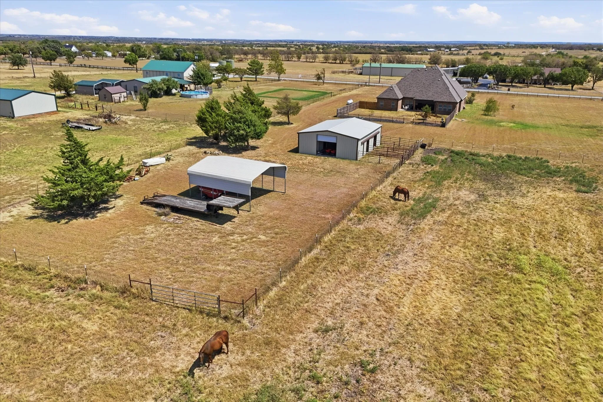 Single Family Residence For Sale in Wise County , 453 Kincannon Lane, Rhome, Texas 76078, 3 Bedroom, 3 Bathroom, 3 Garage spaces, 2,834 Sqft, built in 2016, mls#21385896, Real Estate Agent in Rhome, Homes For Sale in Wise county, Homes For Sale in Rhome, Realtor in Rhome Texas, Real Estate Brokerage Independent Realty Texas, Luminita Cordes Realtor