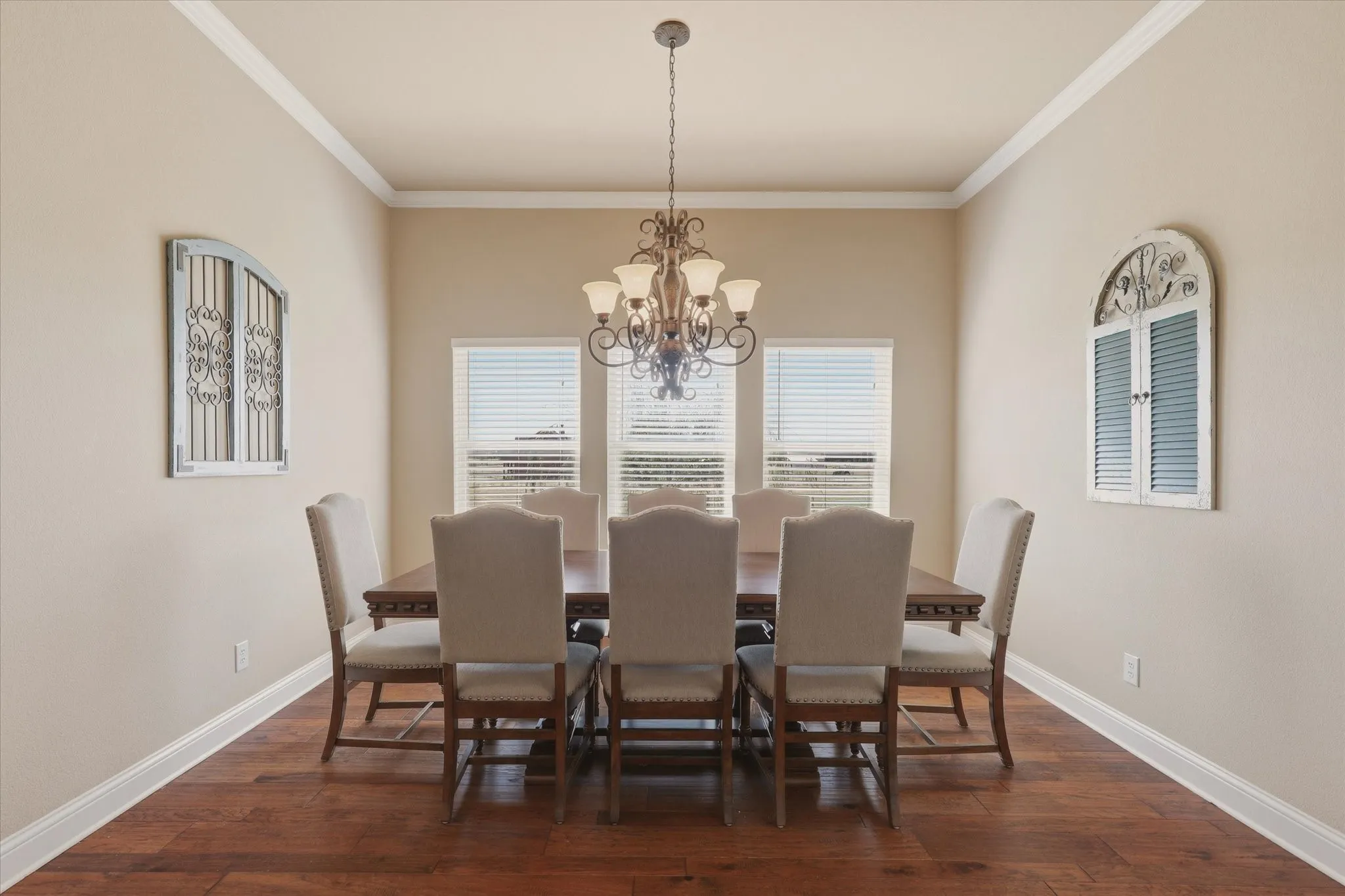Single Family Residence For Sale in Wise County , 453 Kincannon Lane, Rhome, Texas 76078, 3 Bedroom, 3 Bathroom, 3 Garage spaces, 2,834 Sqft, built in 2016, mls#21385896, Real Estate Agent in Rhome, Homes For Sale in Wise county, Homes For Sale in Rhome, Realtor in Rhome Texas, Real Estate Brokerage Independent Realty Texas, Luminita Cordes Realtor