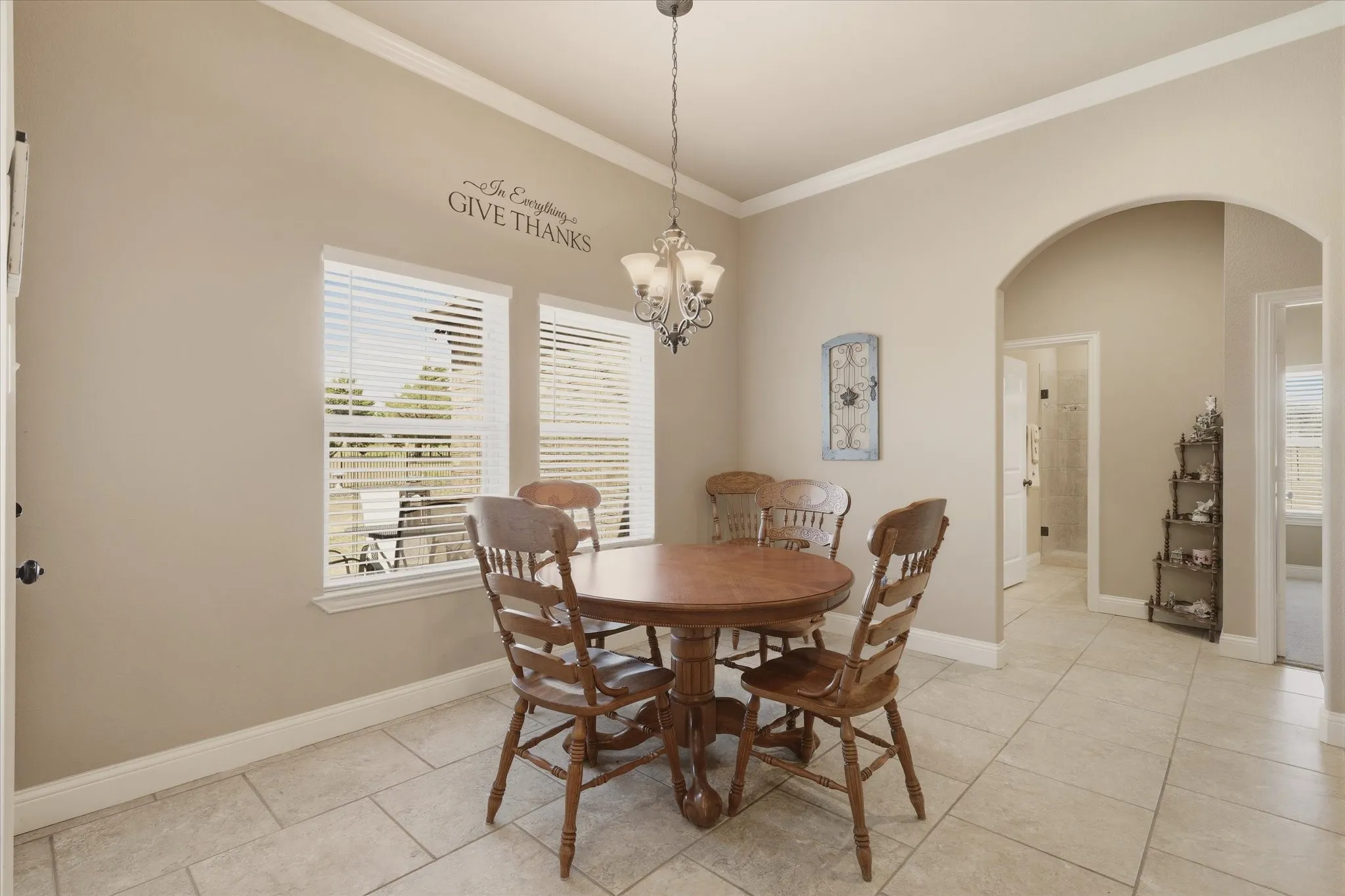 Single Family Residence For Sale in Wise County , 453 Kincannon Lane, Rhome, Texas 76078, 3 Bedroom, 3 Bathroom, 3 Garage spaces, 2,834 Sqft, built in 2016, mls#21385896, Real Estate Agent in Rhome, Homes For Sale in Wise county, Homes For Sale in Rhome, Realtor in Rhome Texas, Real Estate Brokerage Independent Realty Texas, Luminita Cordes Realtor