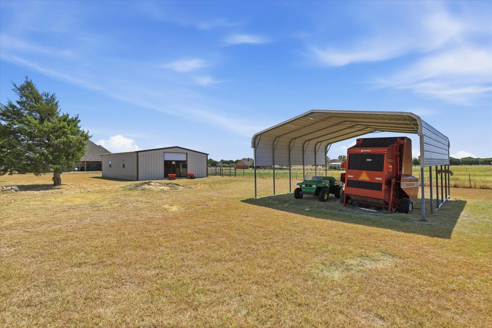 Single Family Residence For Sale in Wise County , 453 Kincannon Lane, Rhome, Texas 76078, 3 Bedroom, 3 Bathroom, 3 Garage spaces, 2,834 Sqft, built in 2016, mls#21385896, Real Estate Agent in Rhome, Homes For Sale in Wise county, Homes For Sale in Rhome, Realtor in Rhome Texas, Real Estate Brokerage Independent Realty Texas, Luminita Cordes Realtor