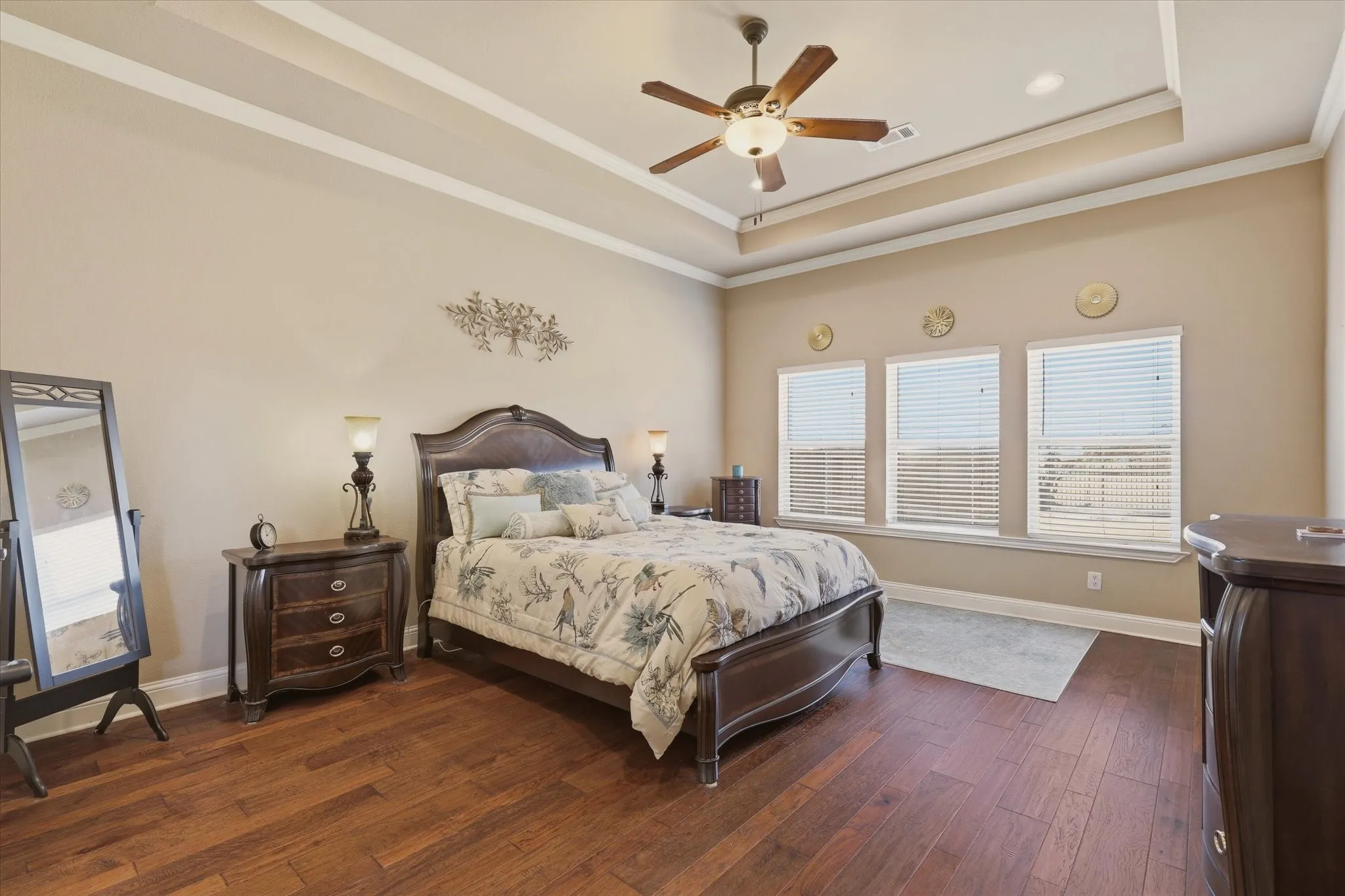 Single Family Residence For Sale in Wise County , 453 Kincannon Lane, Rhome, Texas 76078, 3 Bedroom, 3 Bathroom, 3 Garage spaces, 2,834 Sqft, built in 2016, mls#21385896, Real Estate Agent in Rhome, Homes For Sale in Wise county, Homes For Sale in Rhome, Realtor in Rhome Texas, Real Estate Brokerage Independent Realty Texas, Luminita Cordes Realtor
