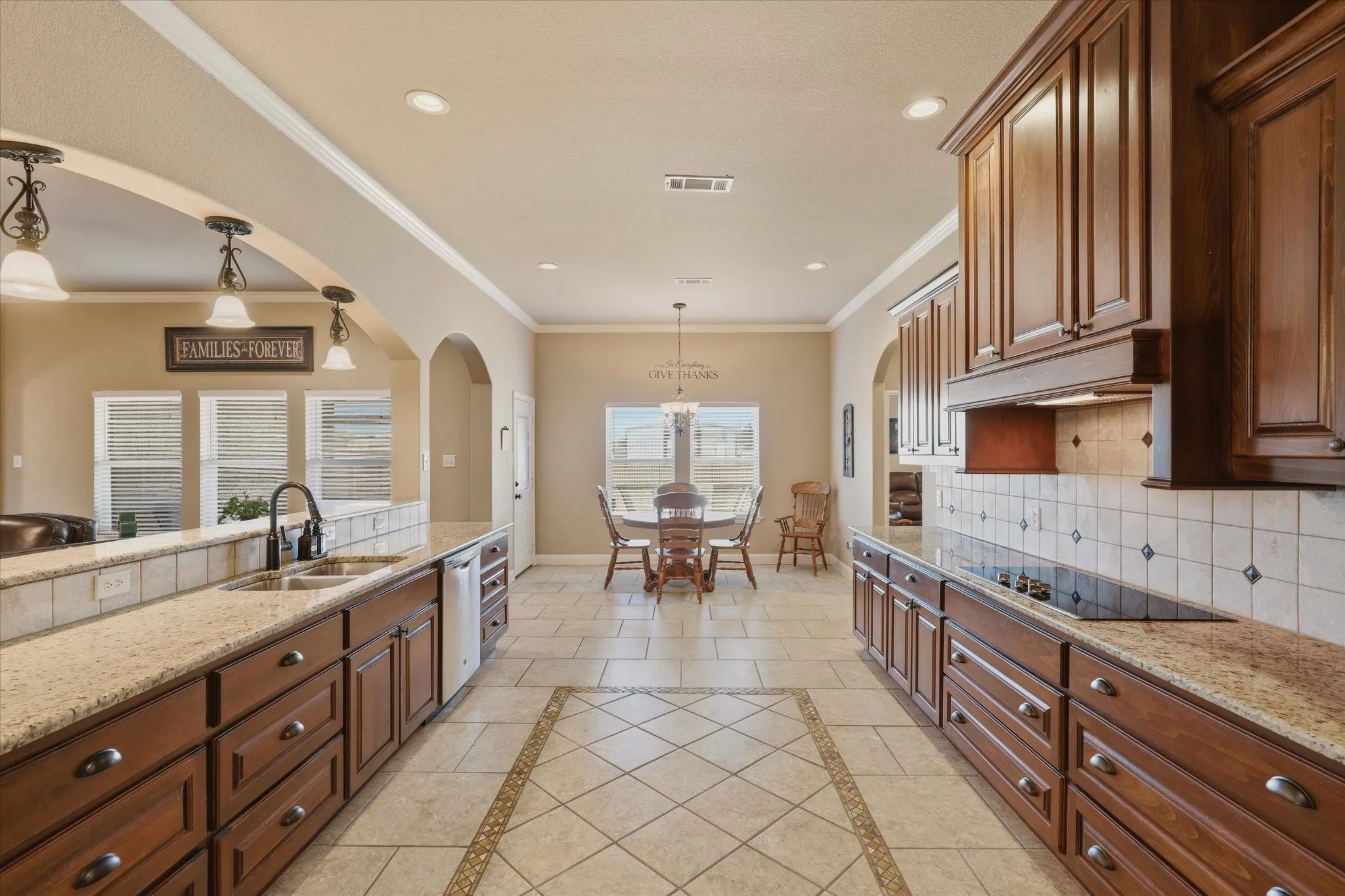 Single Family Residence For Sale in Wise County , 453 Kincannon Lane, Rhome, Texas 76078, 3 Bedroom, 3 Bathroom, 3 Garage spaces, 2,834 Sqft, built in 2016, mls#21385896, Real Estate Agent in Rhome, Homes For Sale in Wise county, Homes For Sale in Rhome, Realtor in Rhome Texas, Real Estate Brokerage Independent Realty Texas, Luminita Cordes Realtor