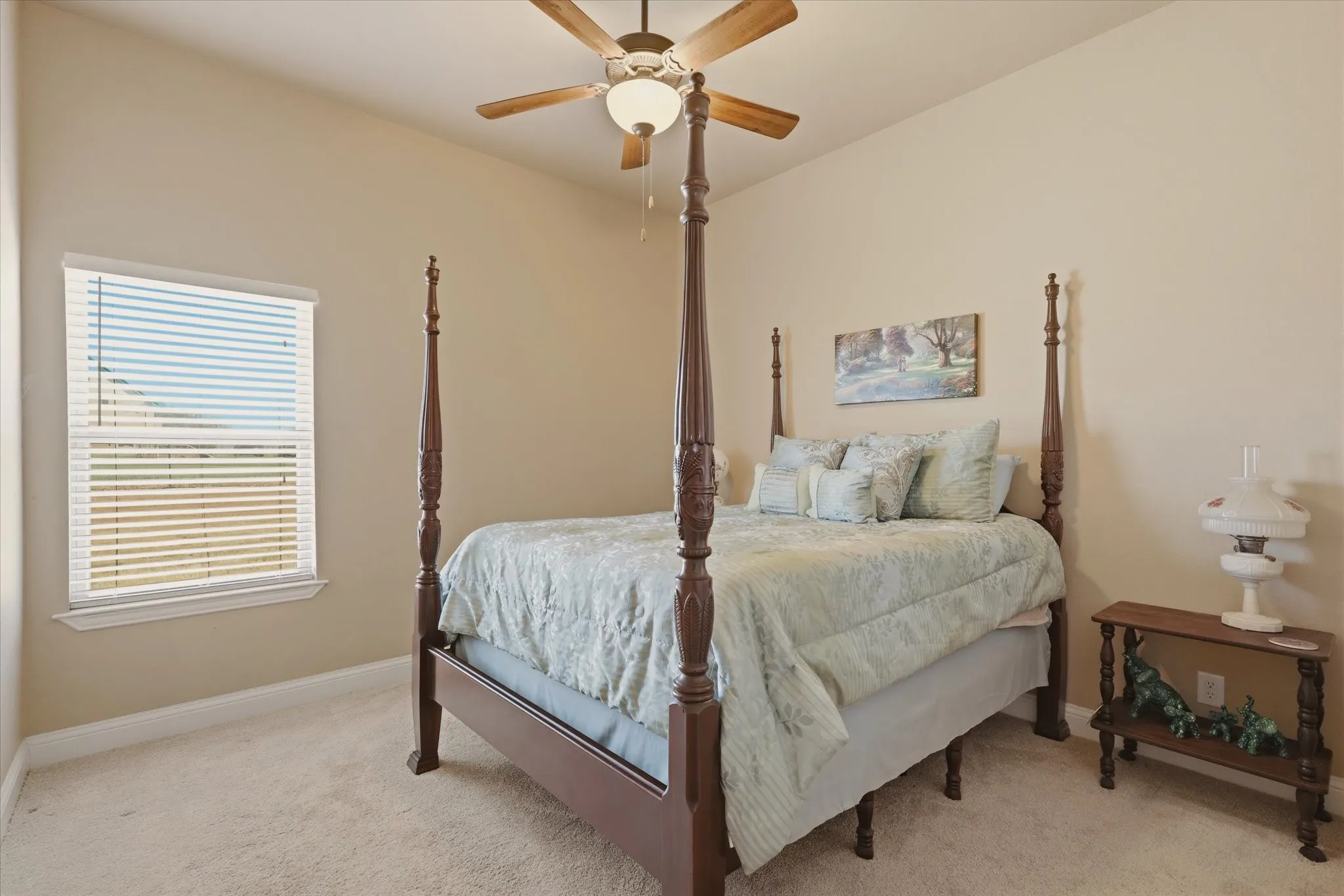 Single Family Residence For Sale in Wise County , 453 Kincannon Lane, Rhome, Texas 76078, 3 Bedroom, 3 Bathroom, 3 Garage spaces, 2,834 Sqft, built in 2016, mls#21385896, Real Estate Agent in Rhome, Homes For Sale in Wise county, Homes For Sale in Rhome, Realtor in Rhome Texas, Real Estate Brokerage Independent Realty Texas, Luminita Cordes Realtor