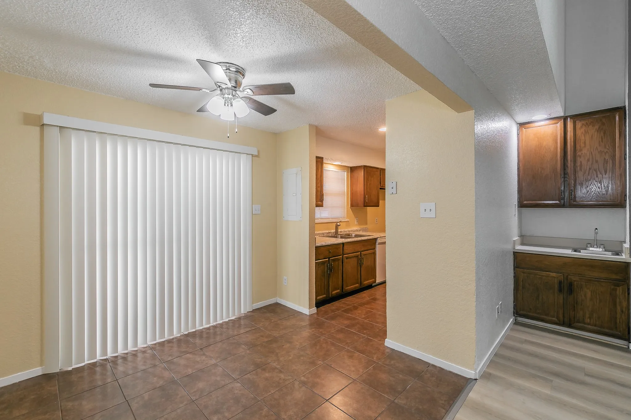 Dinning and entry to kitchen