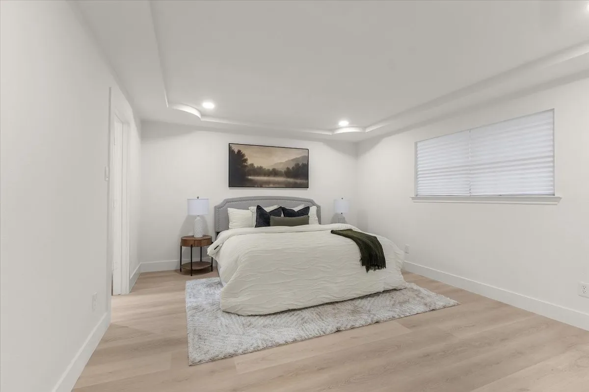 Single Family Residence For Sale in Tarrant County , 1804 Kingsborough Drive, Arlington, Texas 76015, 4 Bedroom, 3 Bathroom, 2 Garage spaces, 2,317 Sqft, built in 1972, mls#21380937, Real Estate Agent in Arlington, Homes For Sale in Tarrant county, Homes For Sale in Arlington, Realtor in Arlington Texas, Real Estate Brokerage Independent Realty Texas, Luminita Cordes Realtor