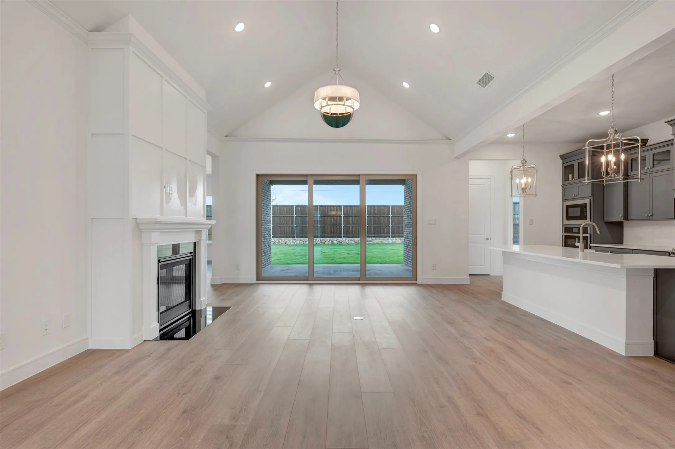 Single Family Residence For Sale in Tarrant County , 5639 Taylor Trail, Arlington, Texas 76017, 4 Bedroom, 4 Bathroom, 3 Garage spaces, 2,852 Sqft, built in 2026, mls#21386399, Real Estate Agent in Arlington, Homes For Sale in Tarrant county, Homes For Sale in Arlington, Realtor in Arlington Texas, Real Estate Brokerage Independent Realty Texas, Luminita Cordes Realtor