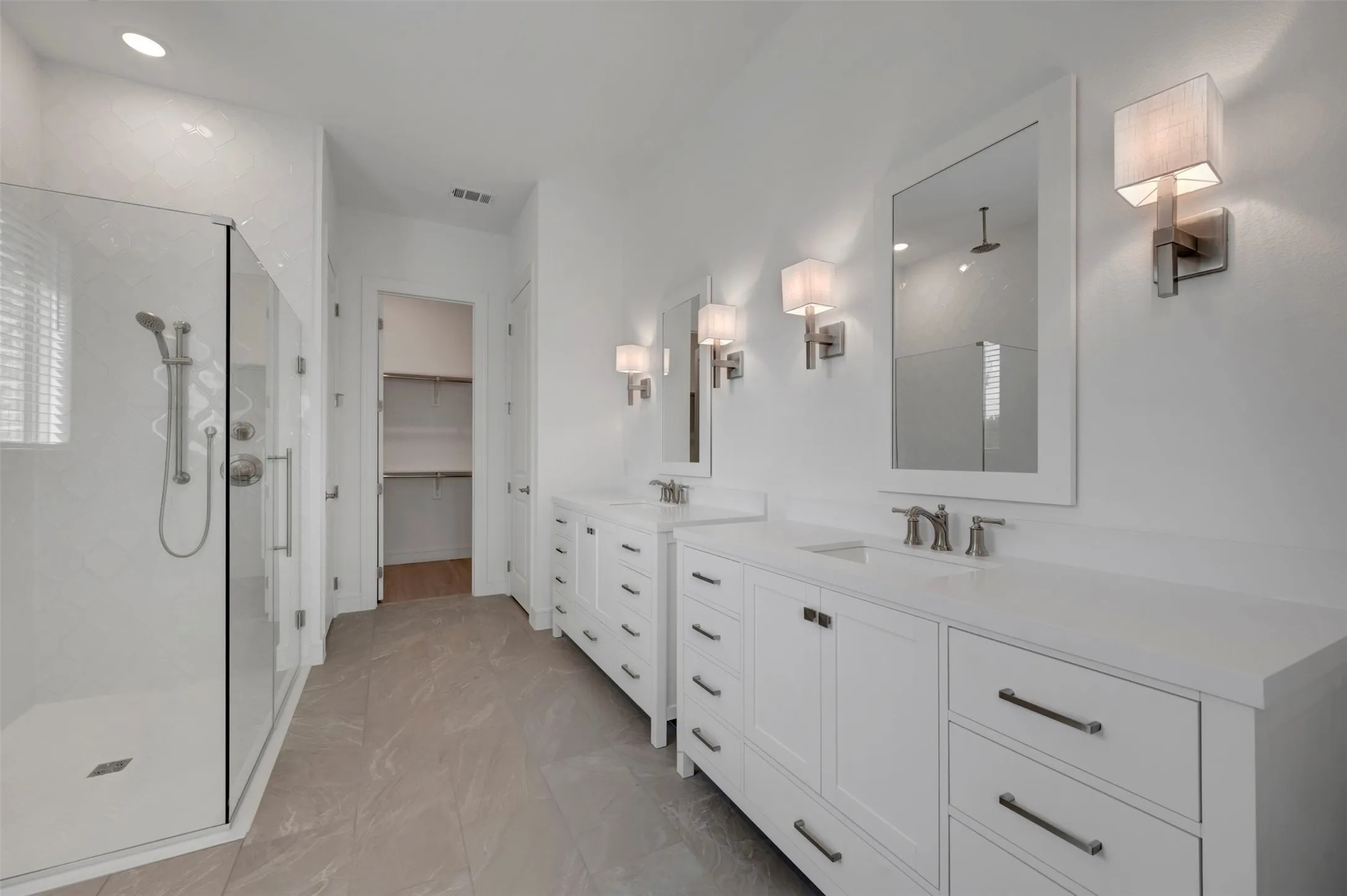 Single Family Residence For Sale in Tarrant County , 5639 Taylor Trail, Arlington, Texas 76017, 4 Bedroom, 4 Bathroom, 3 Garage spaces, 2,852 Sqft, built in 2026, mls#21386399, Real Estate Agent in Arlington, Homes For Sale in Tarrant county, Homes For Sale in Arlington, Realtor in Arlington Texas, Real Estate Brokerage Independent Realty Texas, Luminita Cordes Realtor