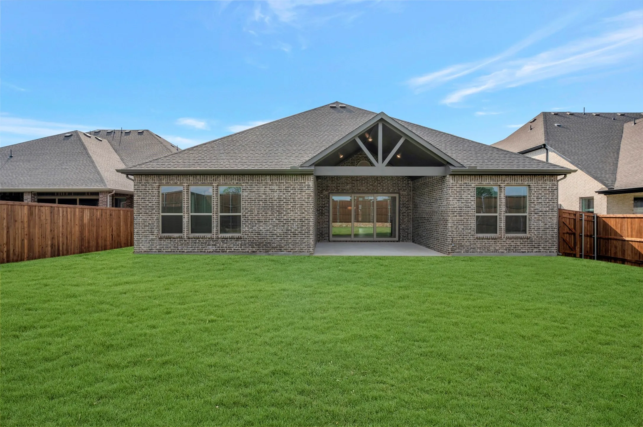 Single Family Residence For Sale in Tarrant County , 5639 Taylor Trail, Arlington, Texas 76017, 4 Bedroom, 4 Bathroom, 3 Garage spaces, 2,852 Sqft, built in 2026, mls#21386399, Real Estate Agent in Arlington, Homes For Sale in Tarrant county, Homes For Sale in Arlington, Realtor in Arlington Texas, Real Estate Brokerage Independent Realty Texas, Luminita Cordes Realtor