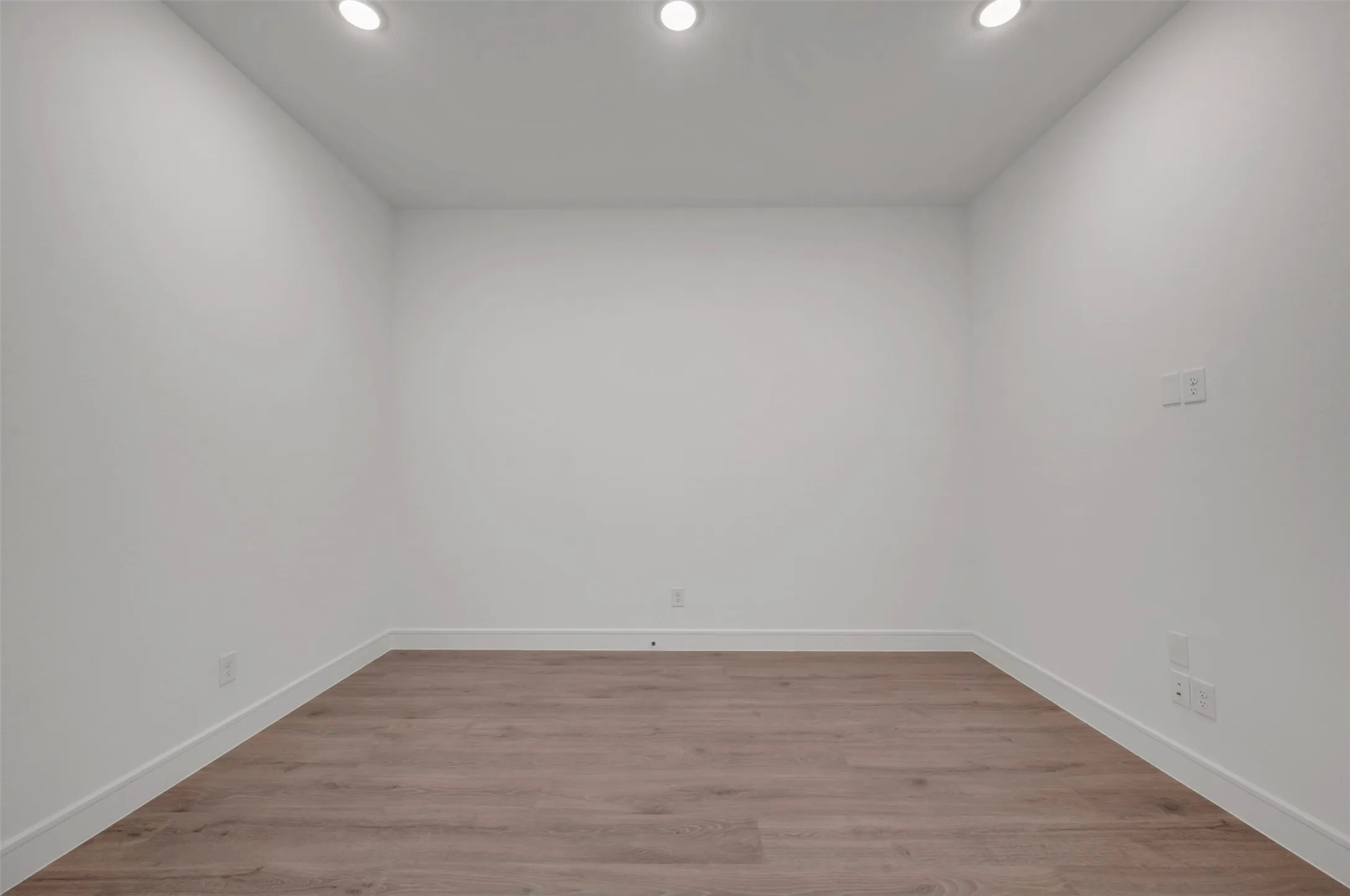 Single Family Residence For Sale in Tarrant County , 5639 Taylor Trail, Arlington, Texas 76017, 4 Bedroom, 4 Bathroom, 3 Garage spaces, 2,852 Sqft, built in 2026, mls#21386399, Real Estate Agent in Arlington, Homes For Sale in Tarrant county, Homes For Sale in Arlington, Realtor in Arlington Texas, Real Estate Brokerage Independent Realty Texas, Luminita Cordes Realtor