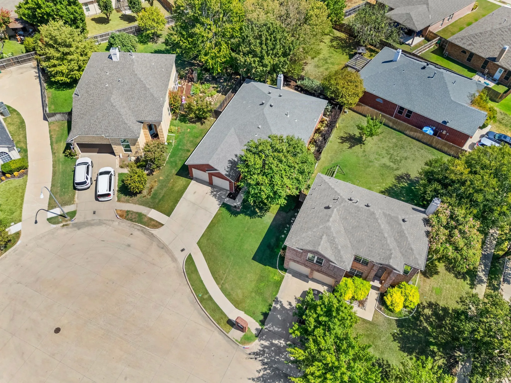 Single Family Residence For Sale in Tarrant County , 8404 Island Court, Fort Worth, Texas 76137, 3 Bedroom, 2 Bathroom, 2 Garage spaces, 2,033 Sqft, built in 2001, mls#21385766, Real Estate Agent in Fort Worth, Homes For Sale in Tarrant county, Homes For Sale in Fort Worth, Realtor in Fort Worth Texas, Real Estate Brokerage Independent Realty Texas, Luminita Cordes Realtor