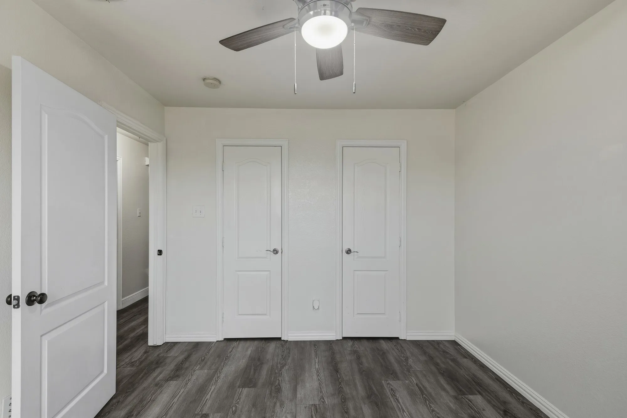 Single Family Residence For Sale in Kaufman County , 16422 Prairie Meadow, Forney, Texas 75126, 4 Bedroom, 2 Bathroom, 2 Garage spaces, 2,380 Sqft, built in 2004, mls#21386385, Real Estate Agent in Forney, Homes For Sale in Kaufman county, Homes For Sale in Forney, Realtor in Forney Texas, Real Estate Brokerage Independent Realty Texas, Luminita Cordes Realtor